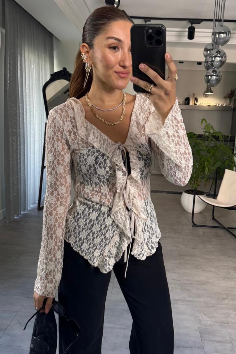 ÖNDEN BAĞLAMALI DANTEL BLUZ/1160