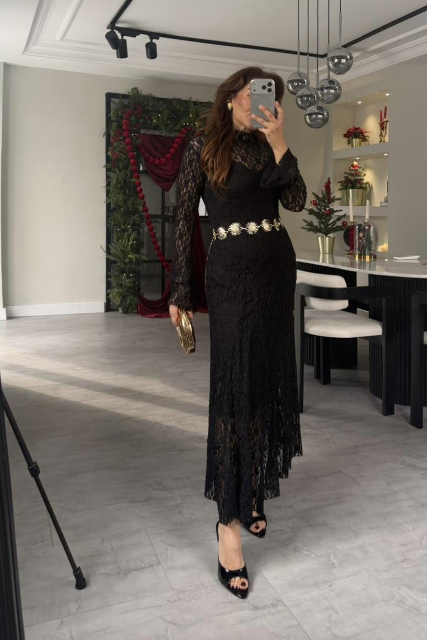 ETEĞİ VOLANLI DANTEL ELBİSE/0892