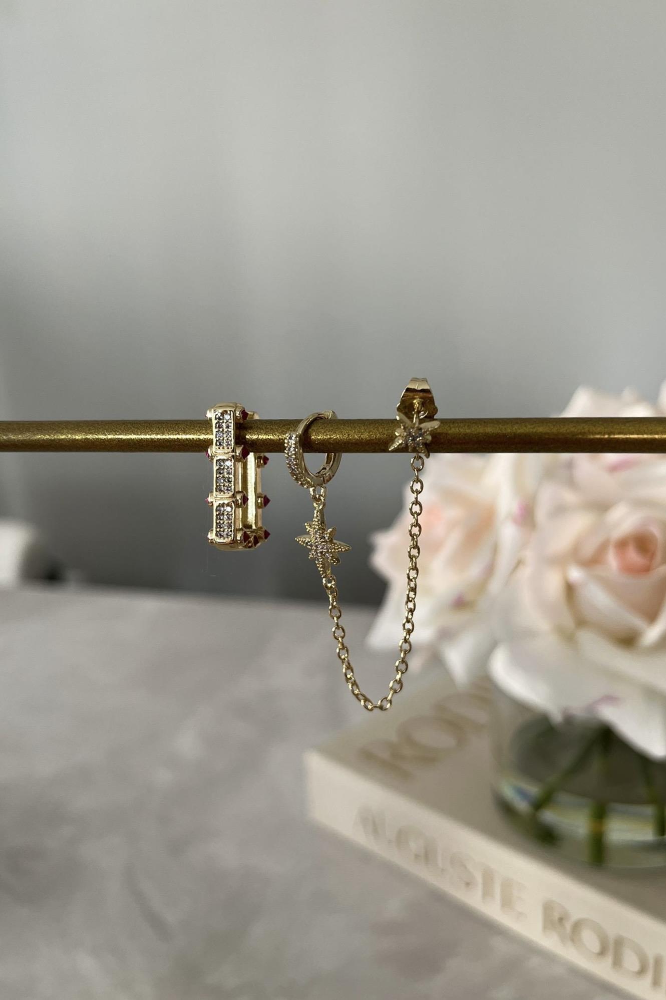 RENKLİ TAŞLI ZİNCİR DETAYLI KOMBİN KÜPE