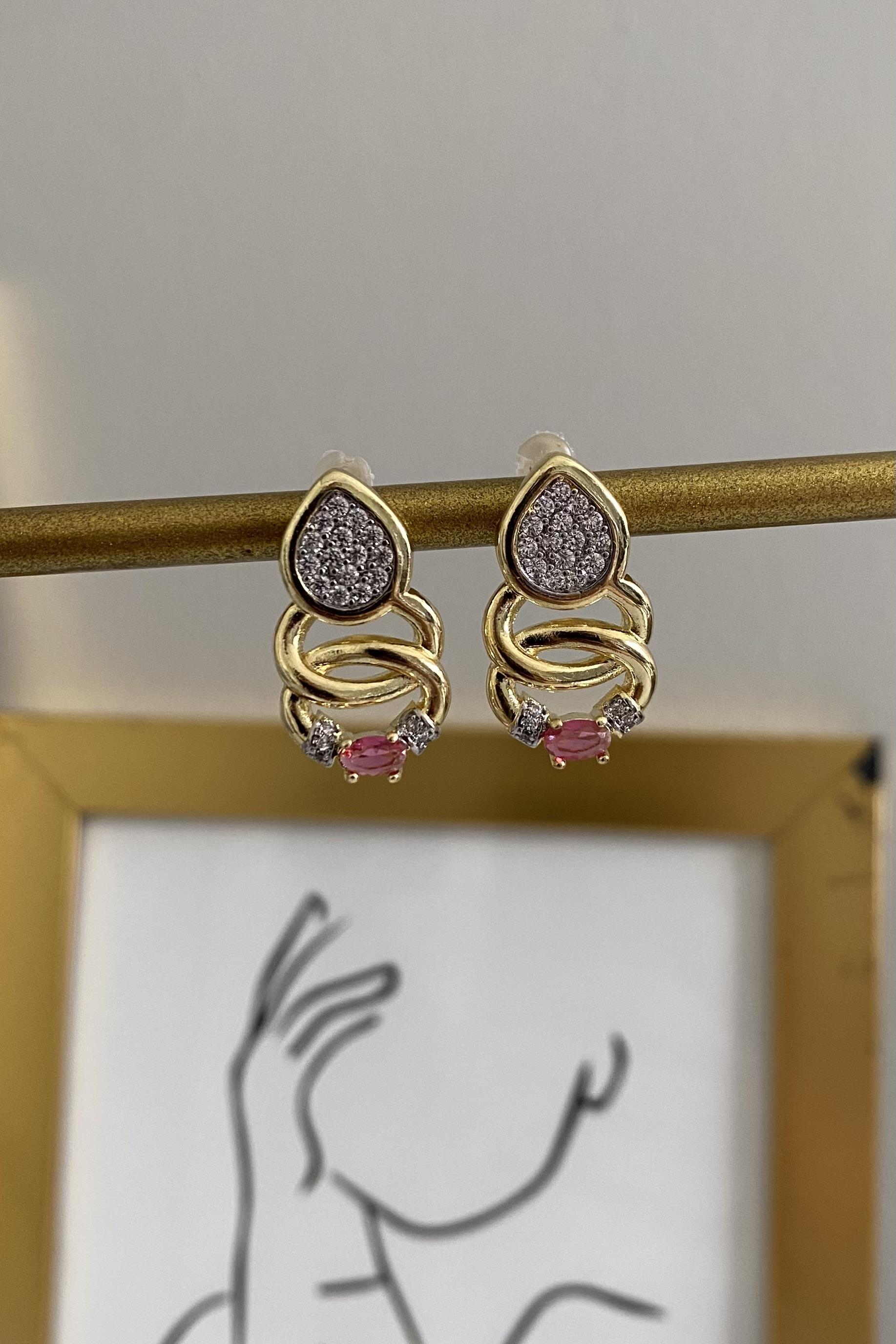 DAMLA TAŞ OVAL KÜPE