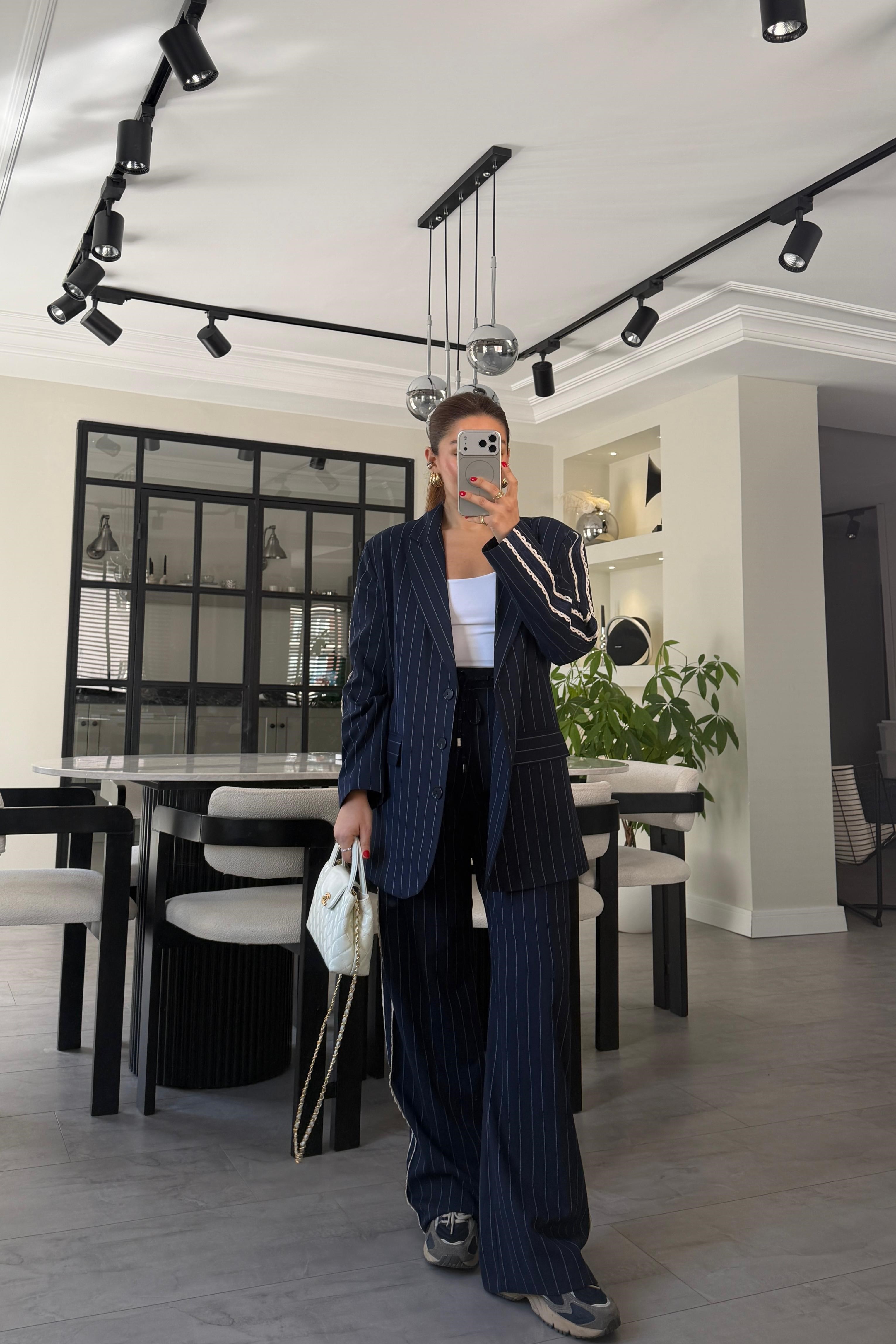 GÜPÜR DETAYLI ÇİZGİLİ PALAZZO PANTOLON/1691