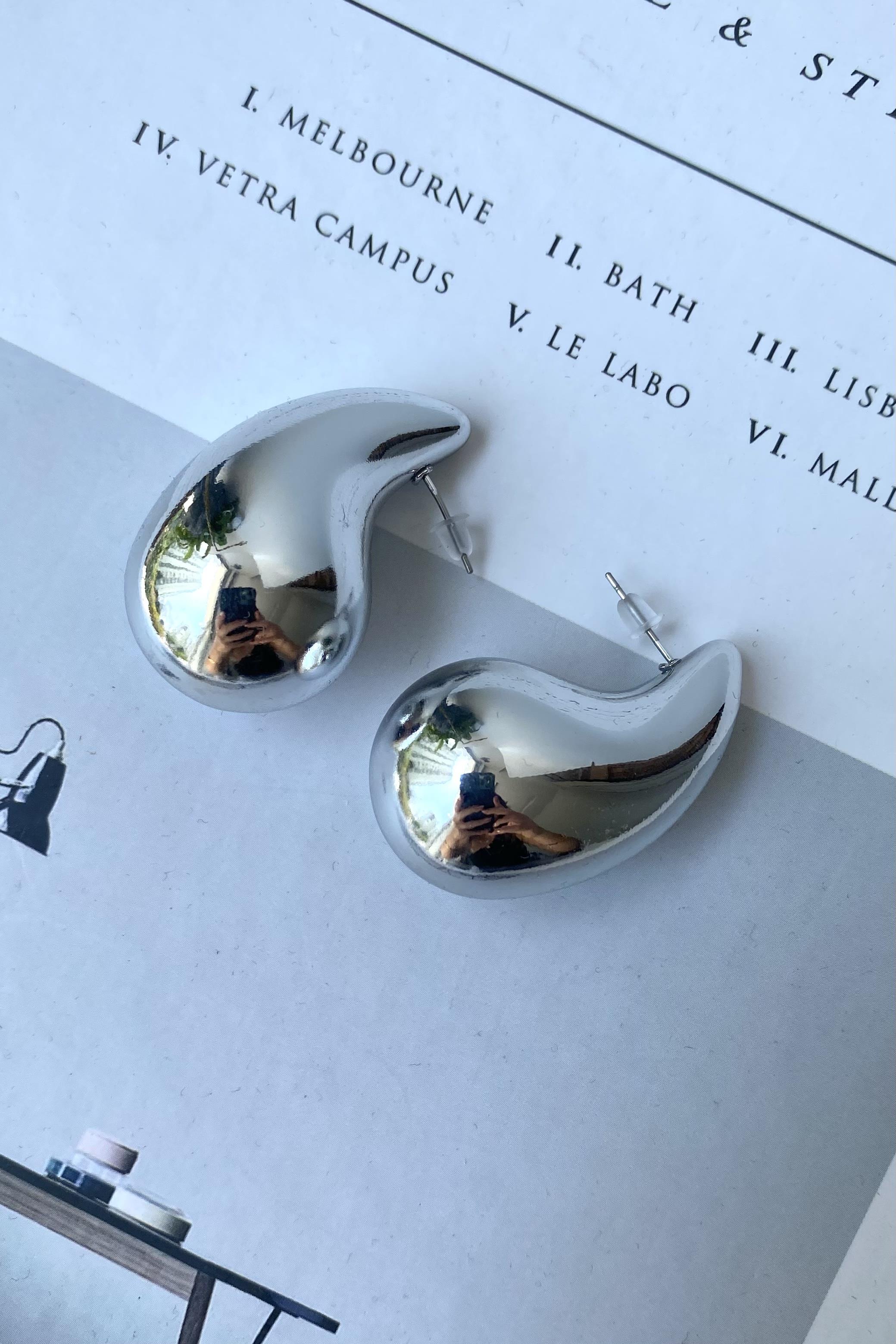 MEGA MARKA DAMLA KÜPE