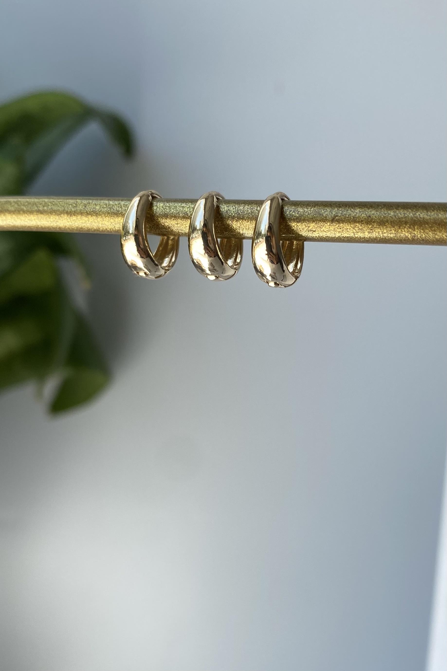 MİNİMAL ÜÇLÜ KOMBİN KÜPE