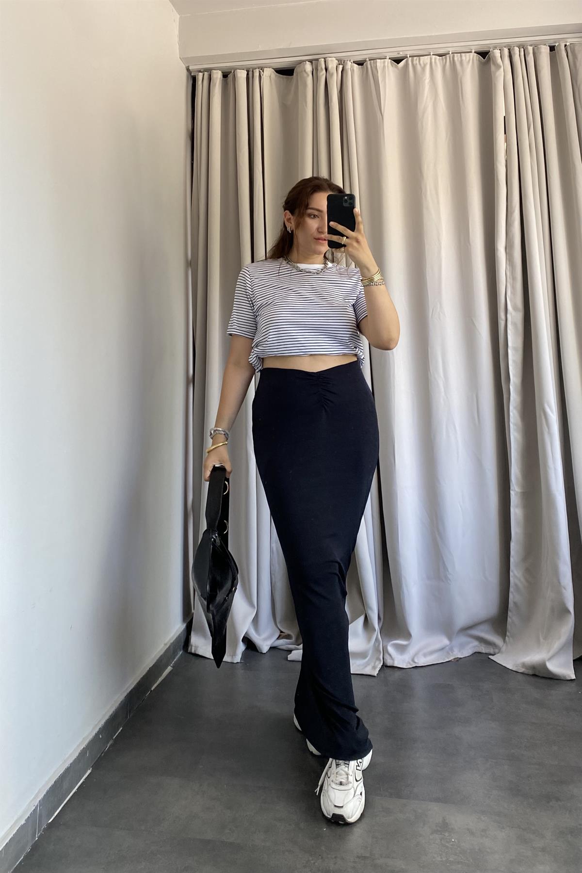 ÖNÜ BÜZGÜLÜ JARSE ETEK