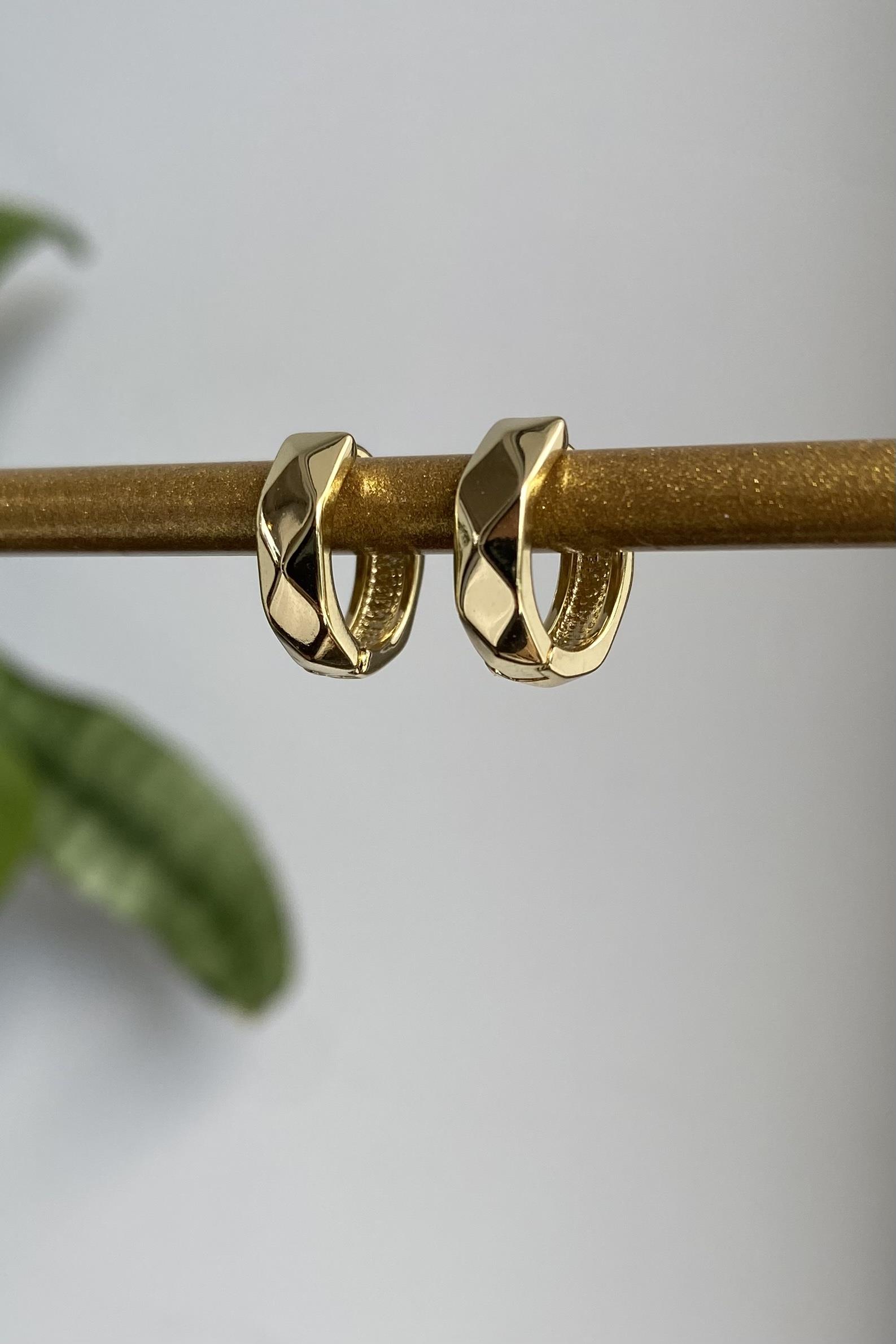 PRİZMA İZLİ HALKA KÜPE 1CM