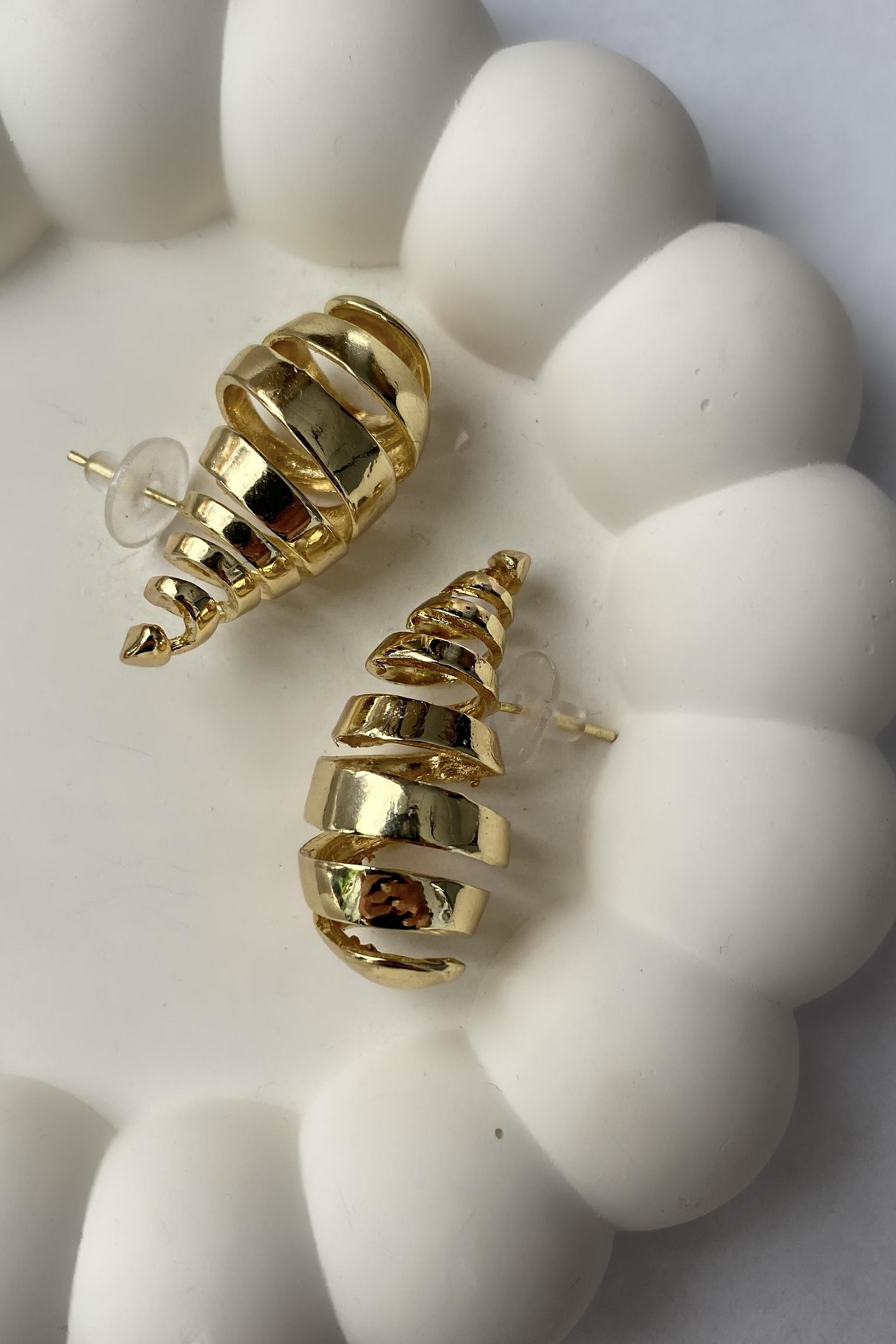 SARMALI MARKA DAMLA KÜPE