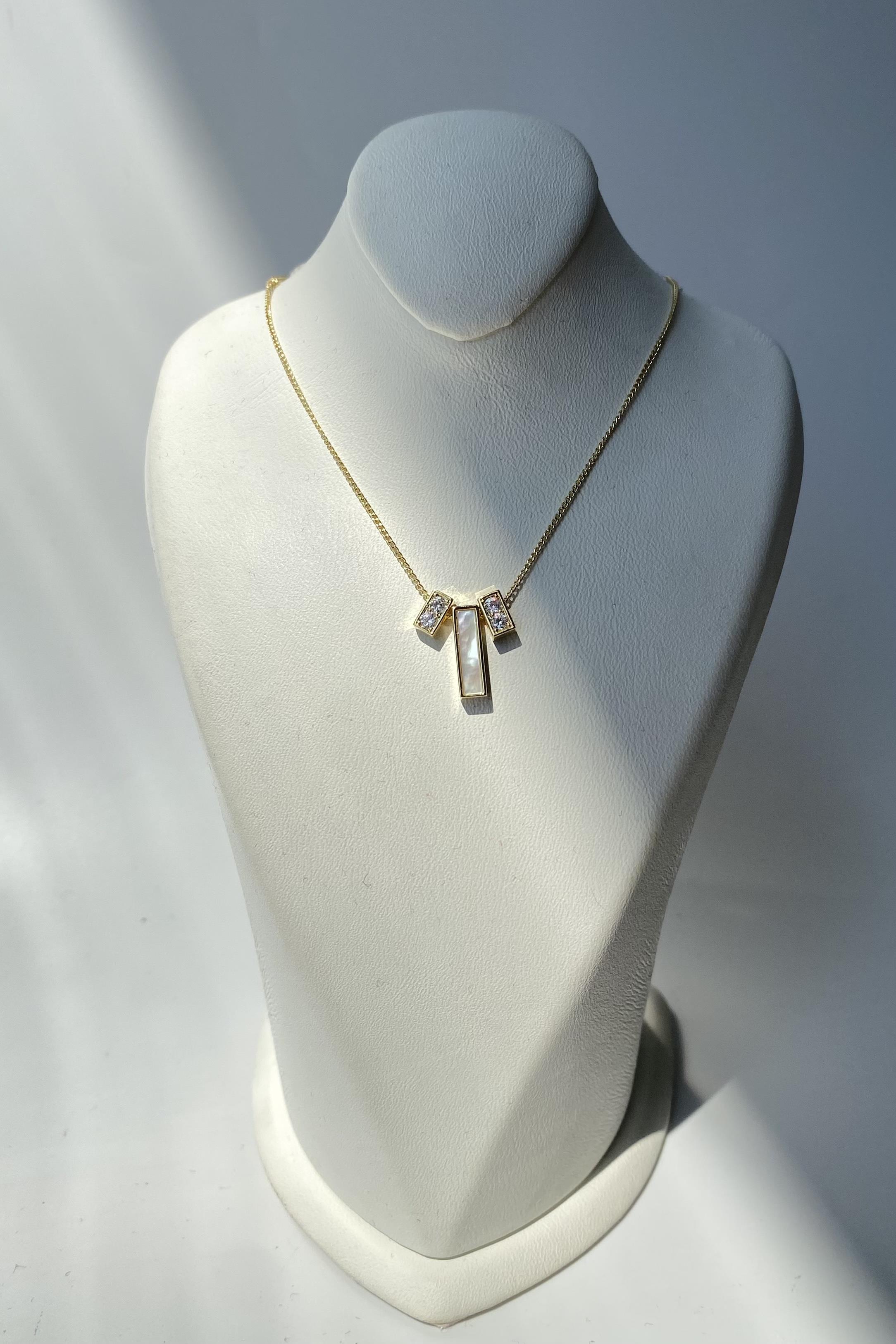 SEDEF ÇUBUKLU KOLYE