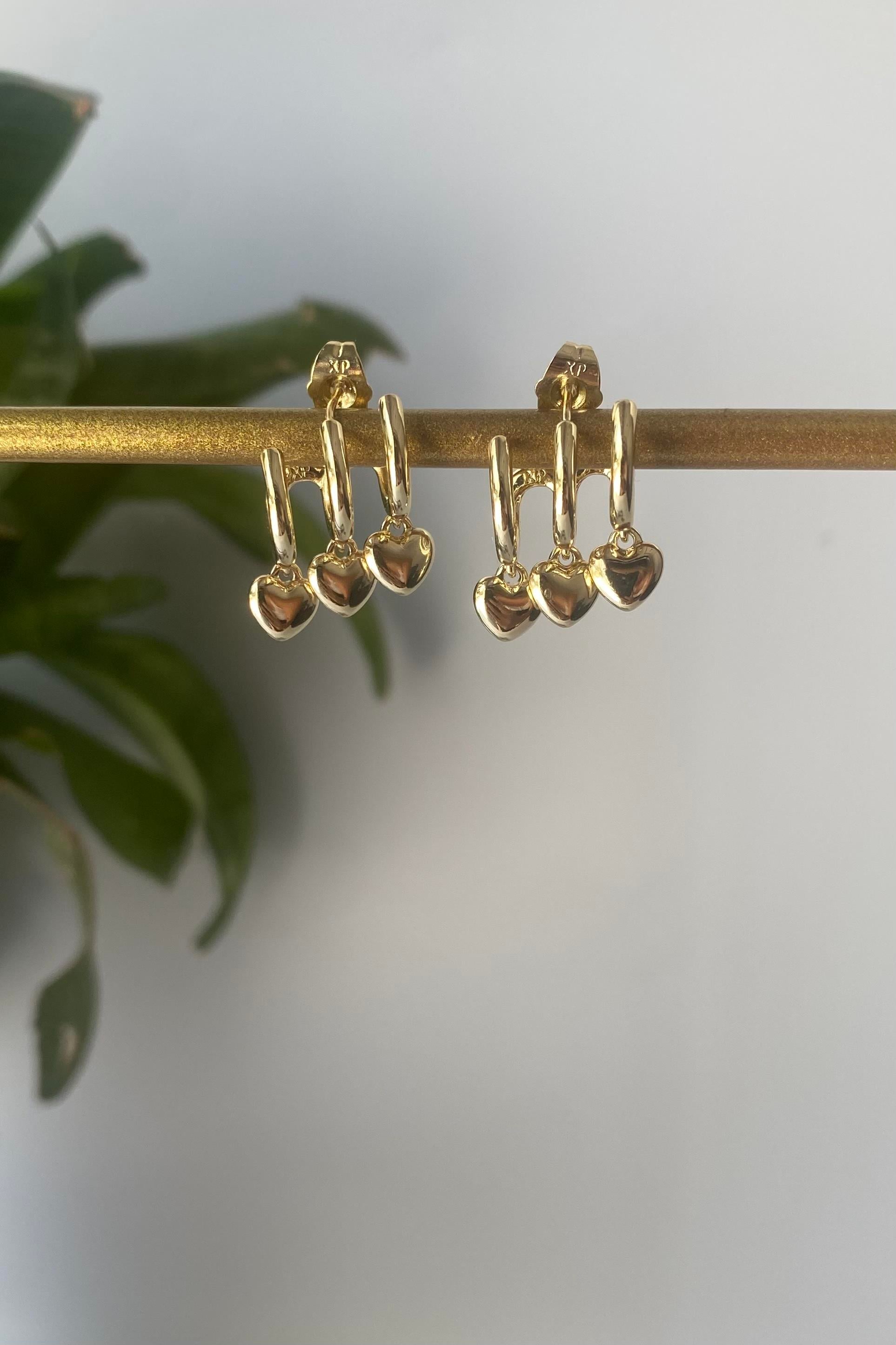 ŞERİTLİ KALP UÇLU KÜPE