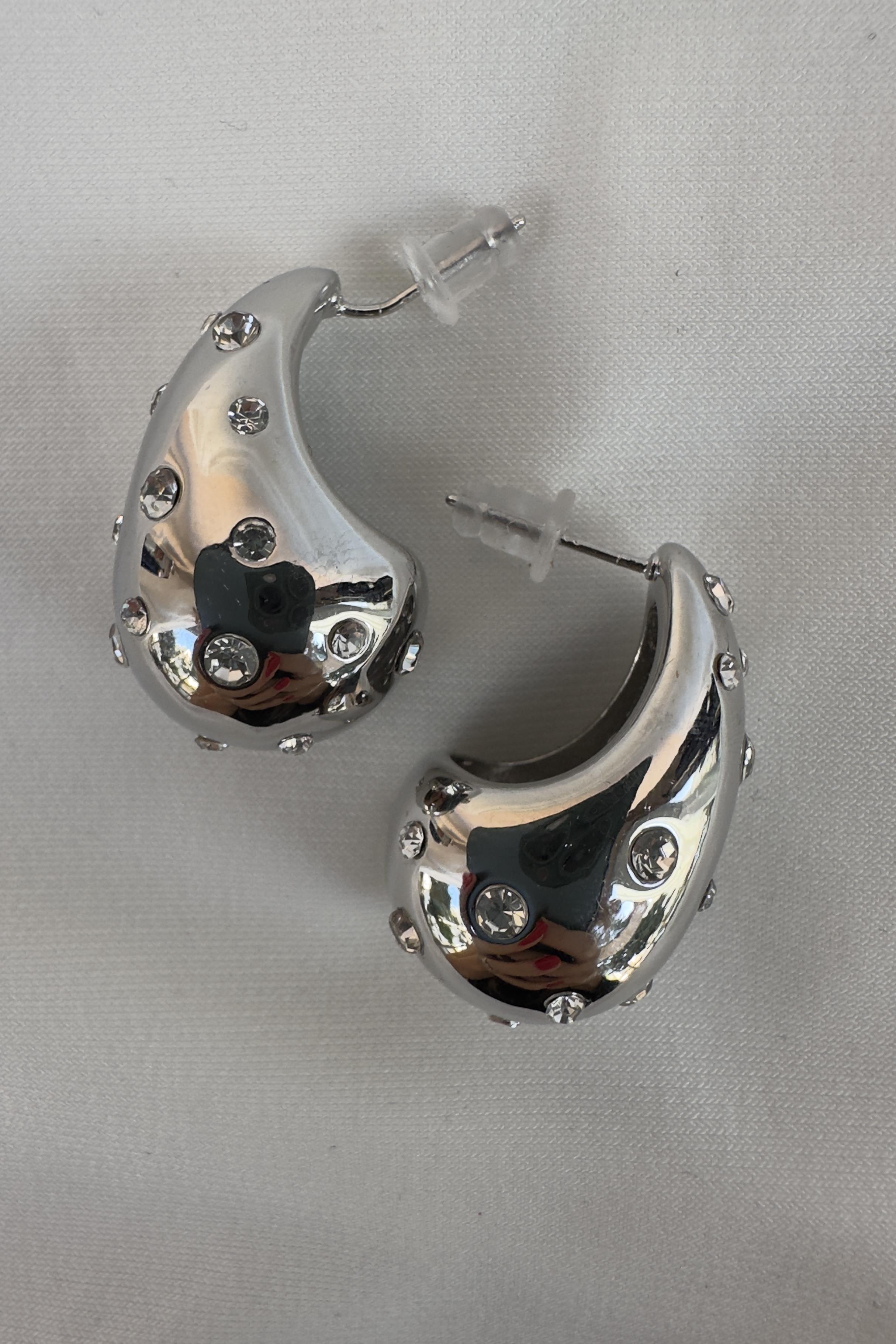 SERPME TAŞLI MARKA DAMLA KÜPE