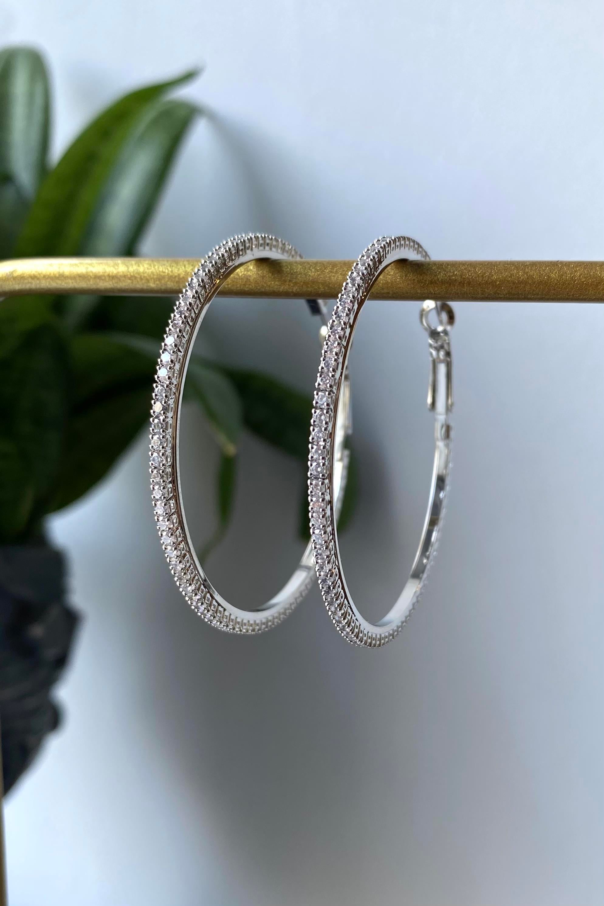 TAŞ SIRALI HALKA KÜPE 5cm