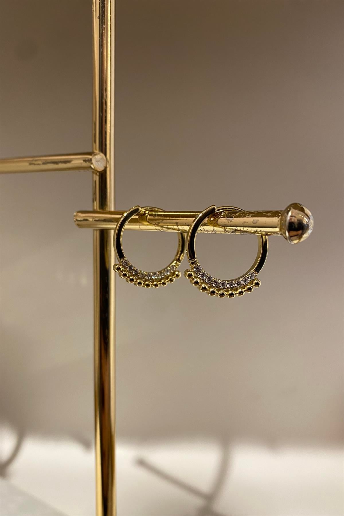 TAŞ TOP SIRALI HALKA KÜPE