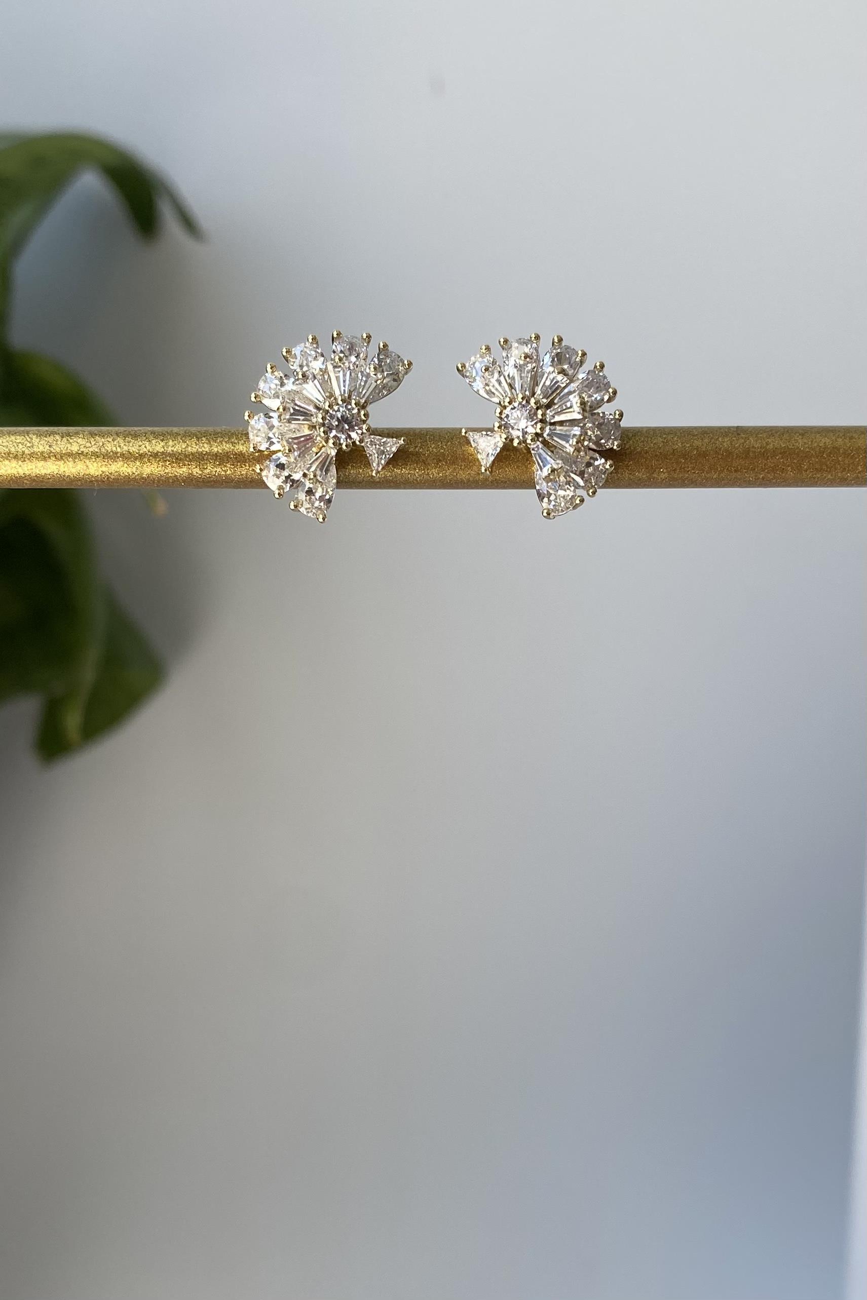 TAVUS KUŞU TAŞLI KÜPE