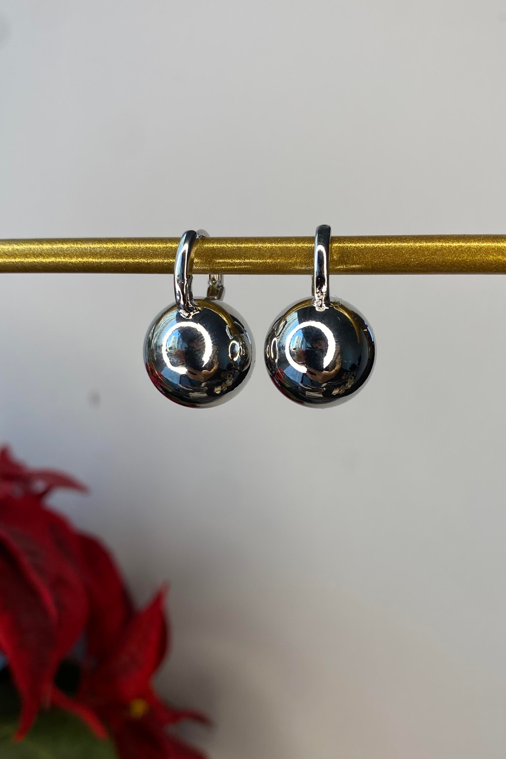 TOP UÇLU HALKA KÜPE