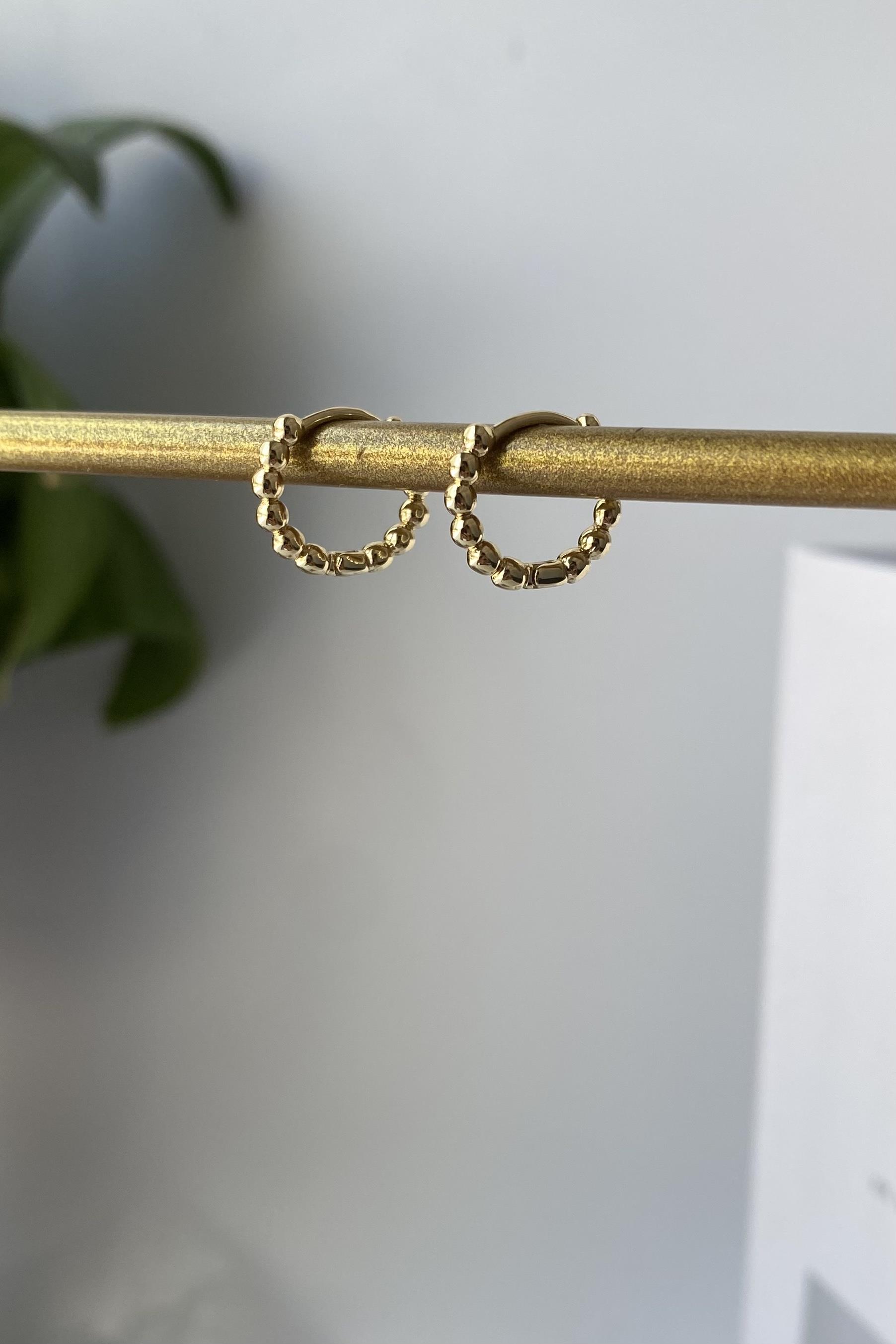 TOPÇUKLU HALKA KÜPE 1.3CM