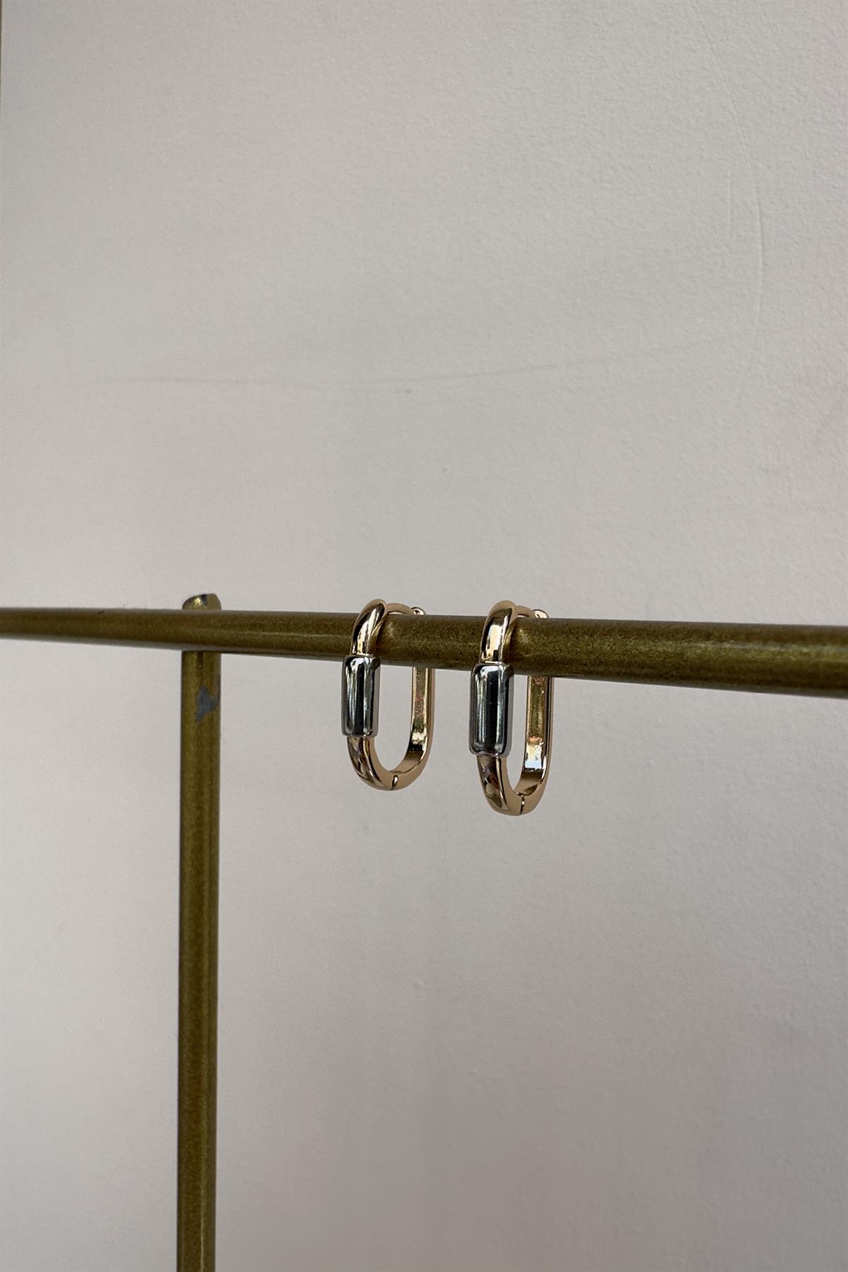 U MODEL ORTASI SİLİNDİRLİ KÜPE 2cm