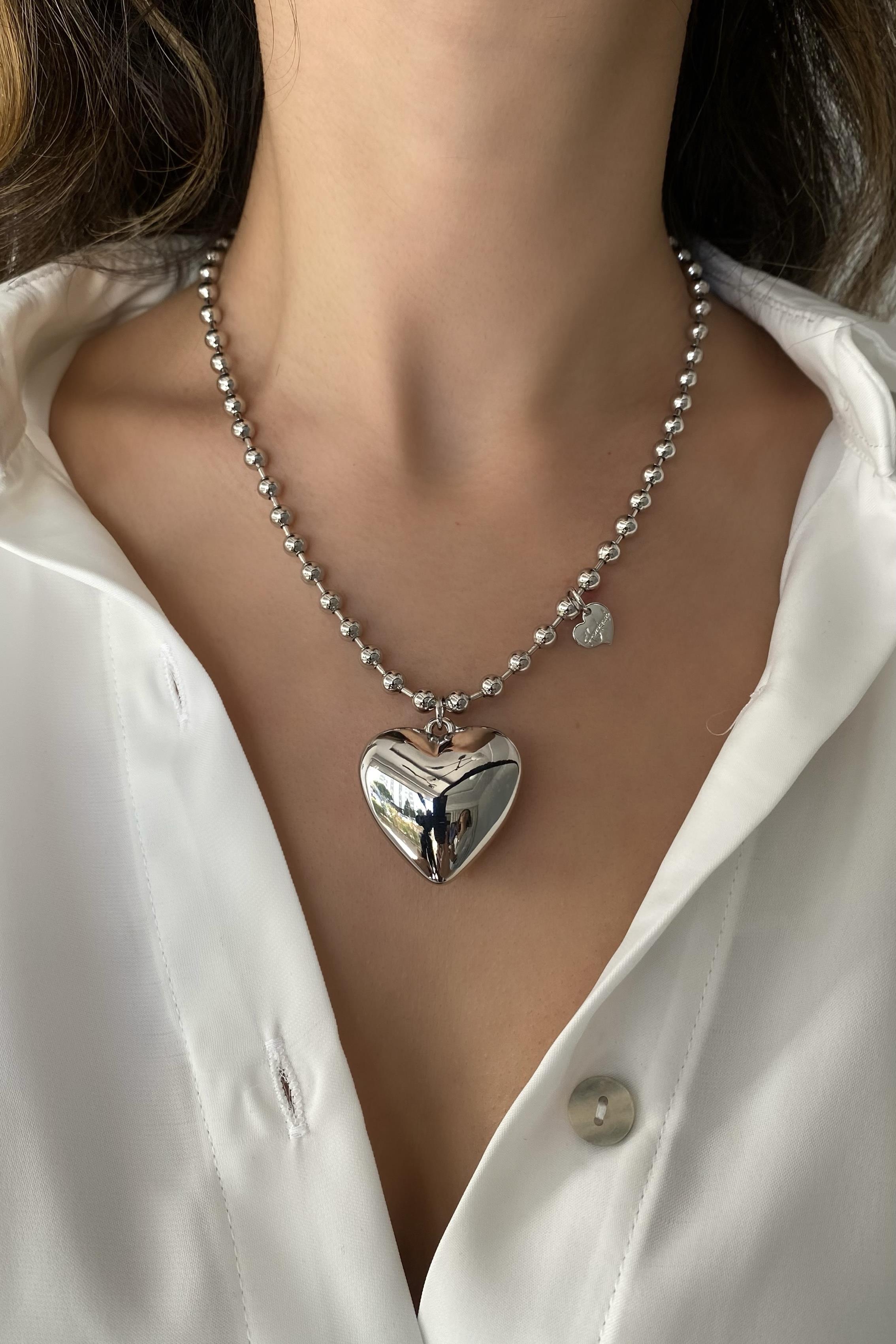 ÜÇ BOYUTLU KALP NOHUT ZİNCİR KOLYE