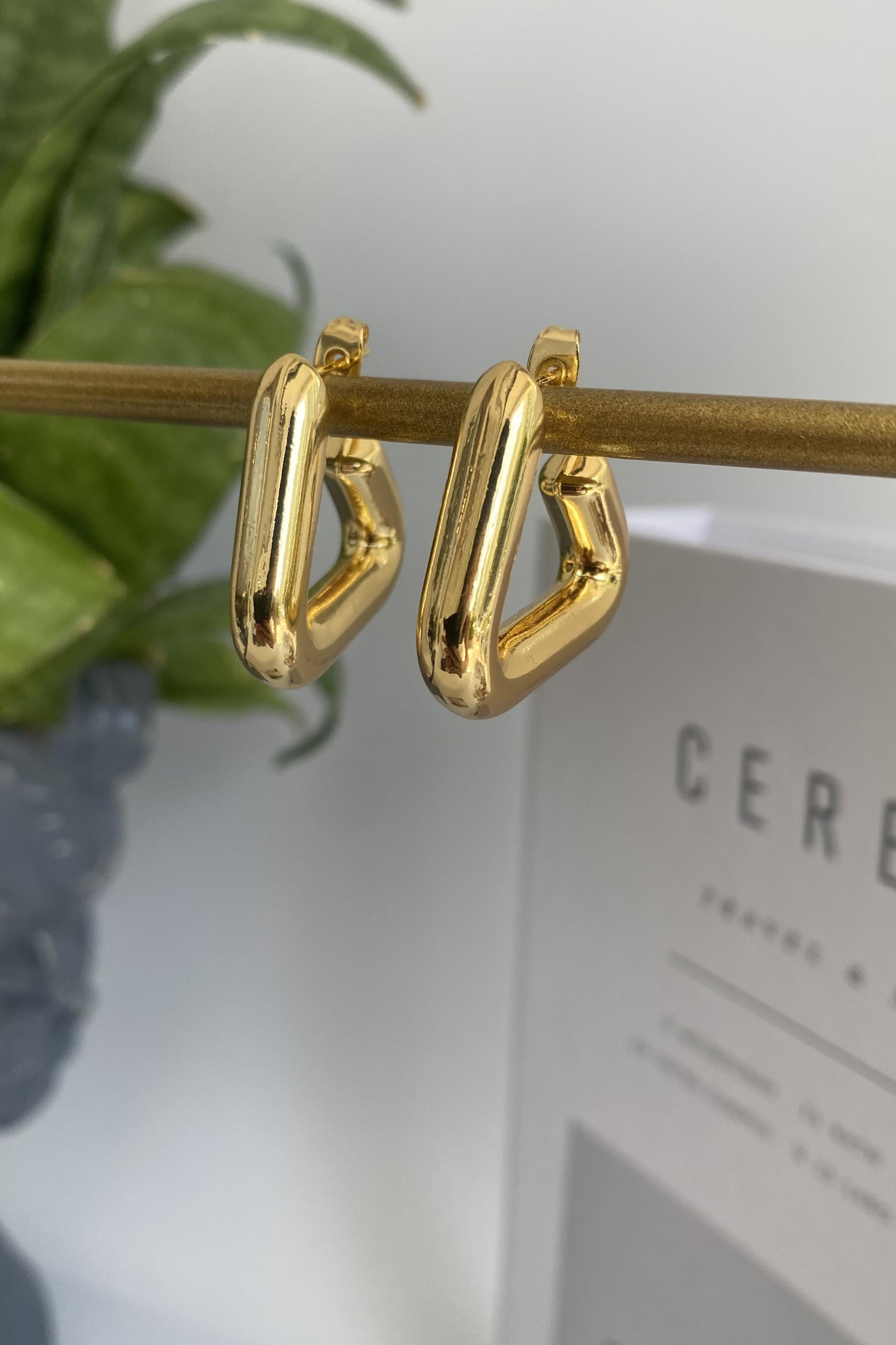 ÜÇGEN PRİZMA KÜPE