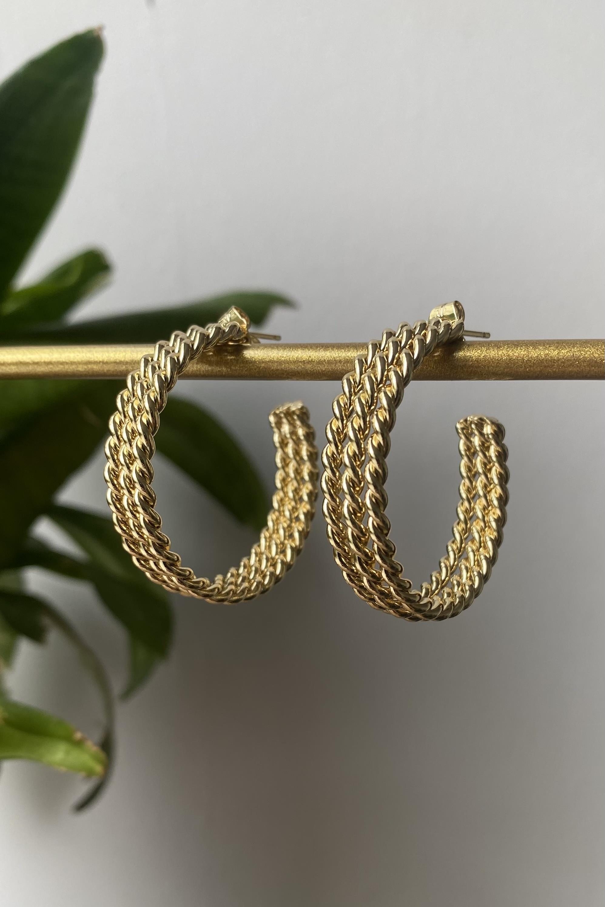 ÜÇLÜ BURGU HALKA KÜPE