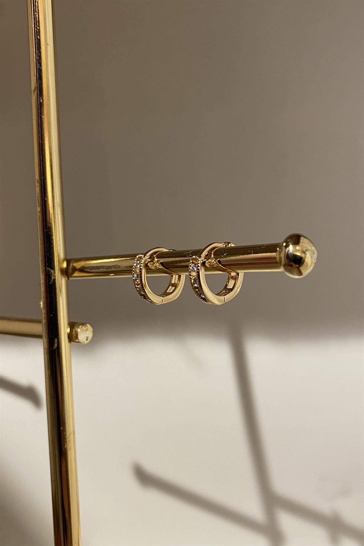 ÜZERİ ÇİZGİLİ HALKA KÜPE 1cm