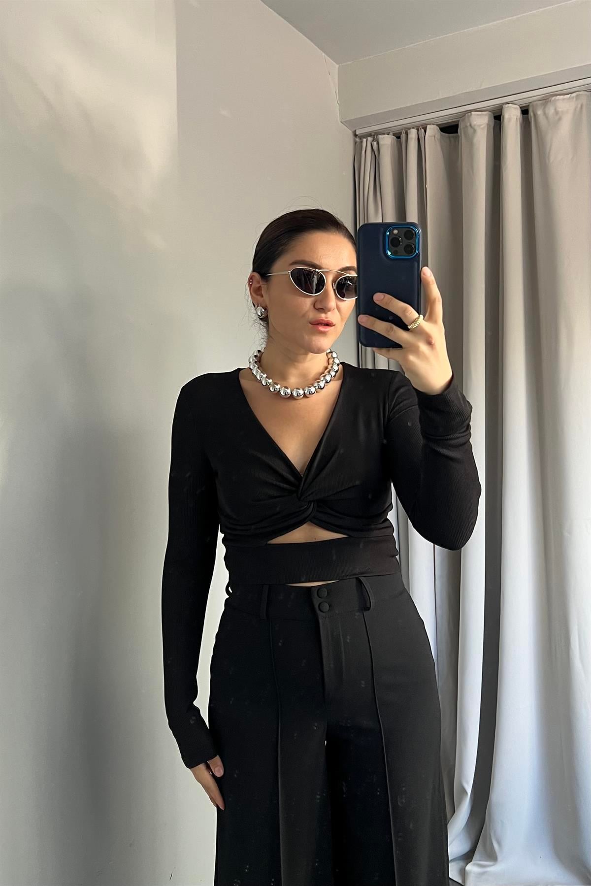 V YAKA DÜĞÜMLÜ UZUN KOL BODY