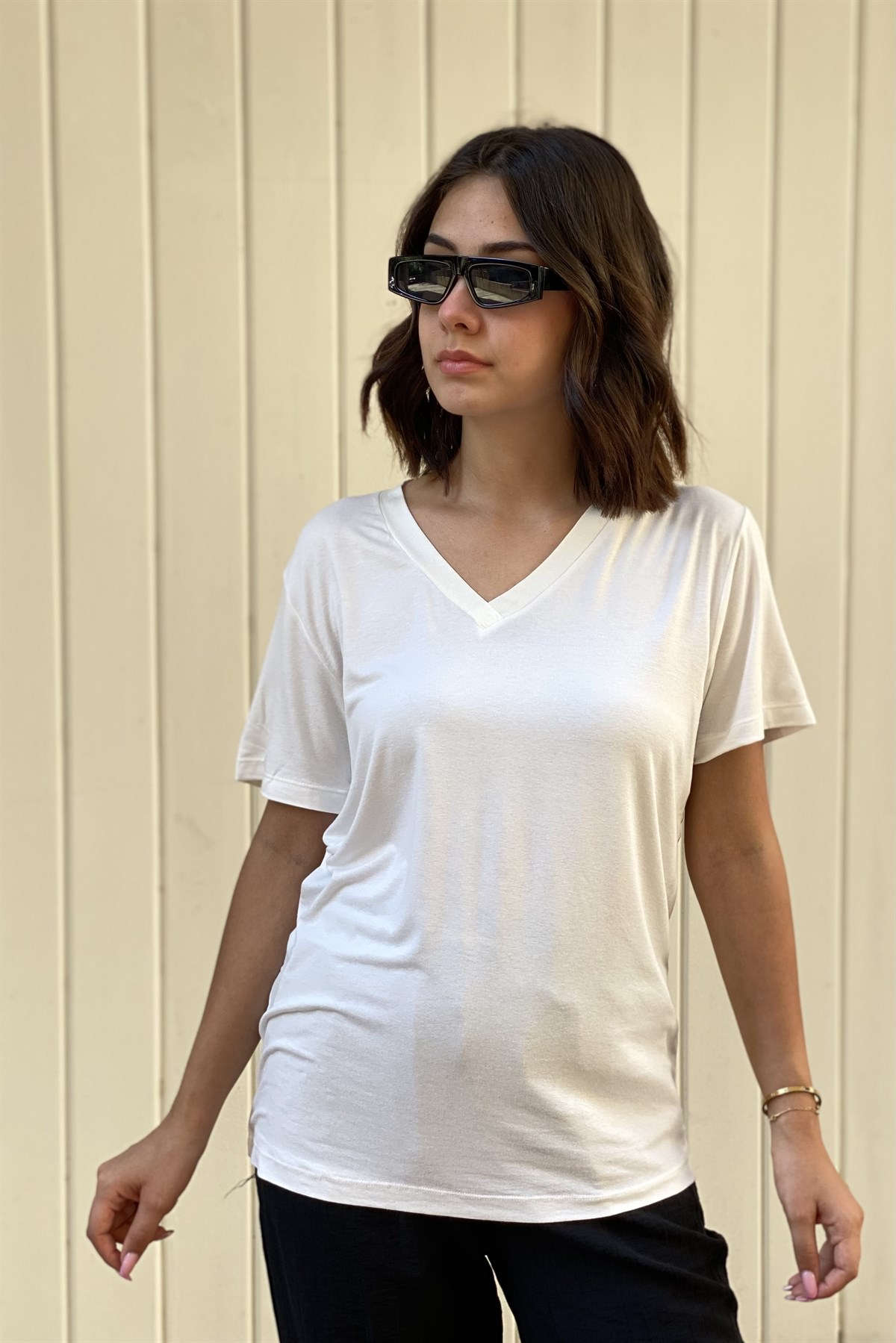 V YAKA VISKON T-SHIRT