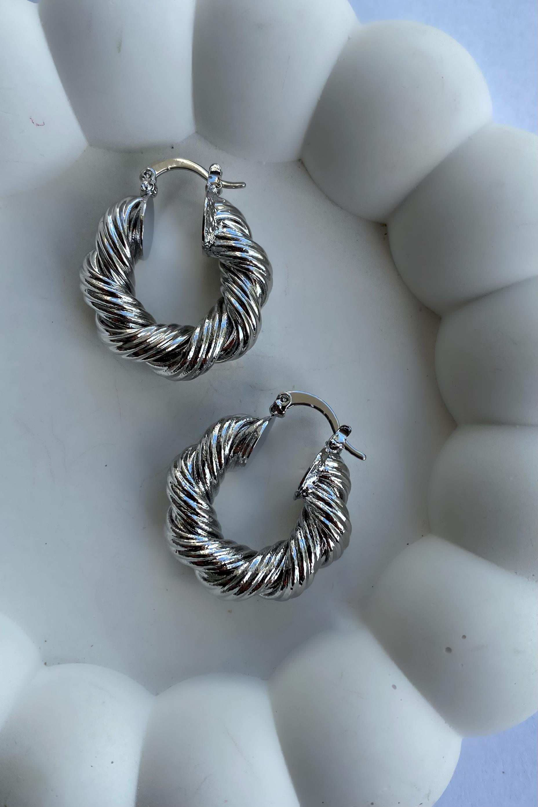 VİNTAGE BURGU HALKA KÜPE 3CM