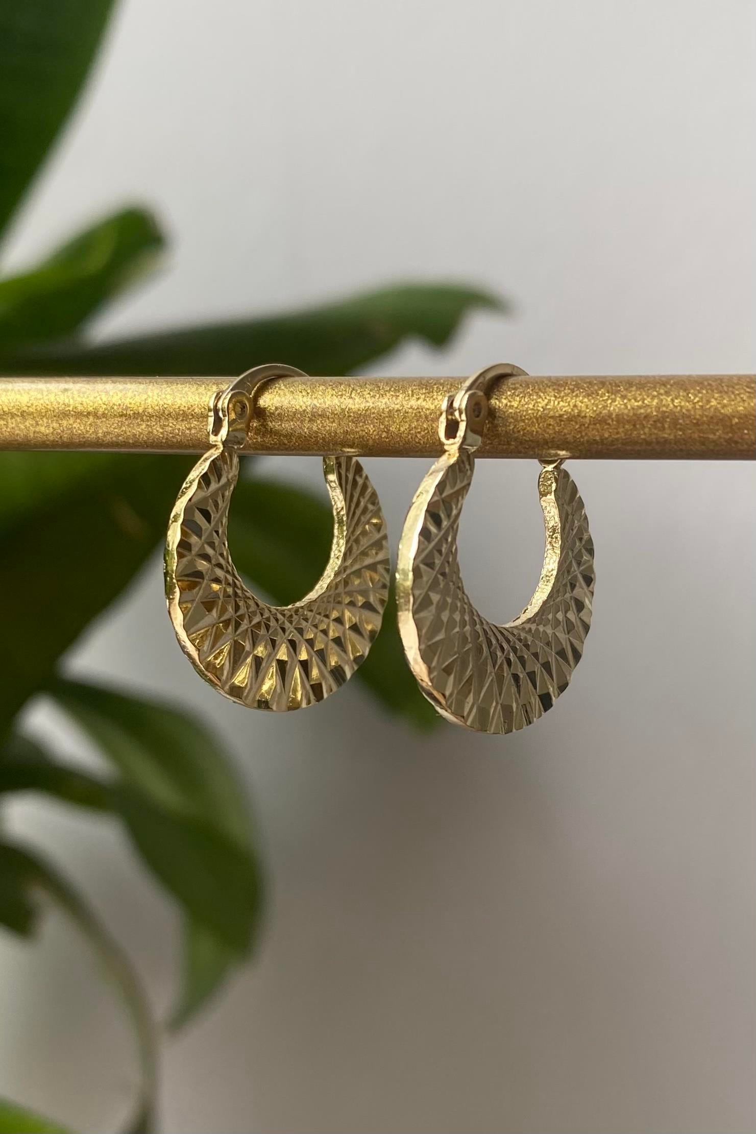 VINTAGE DESENLİ HALKA KÜPE