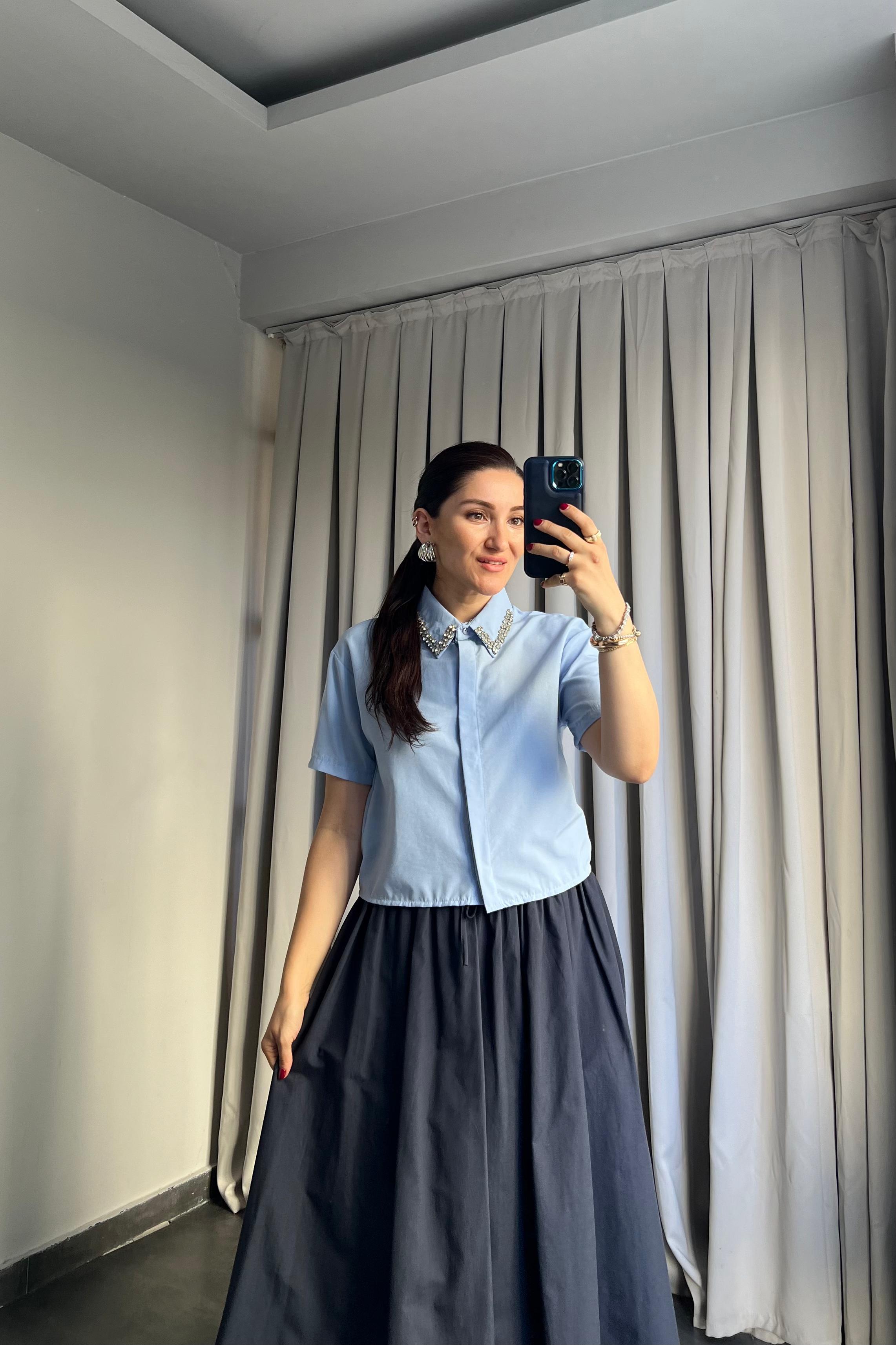 YAKASI TAŞLI GÖMLEK/8503