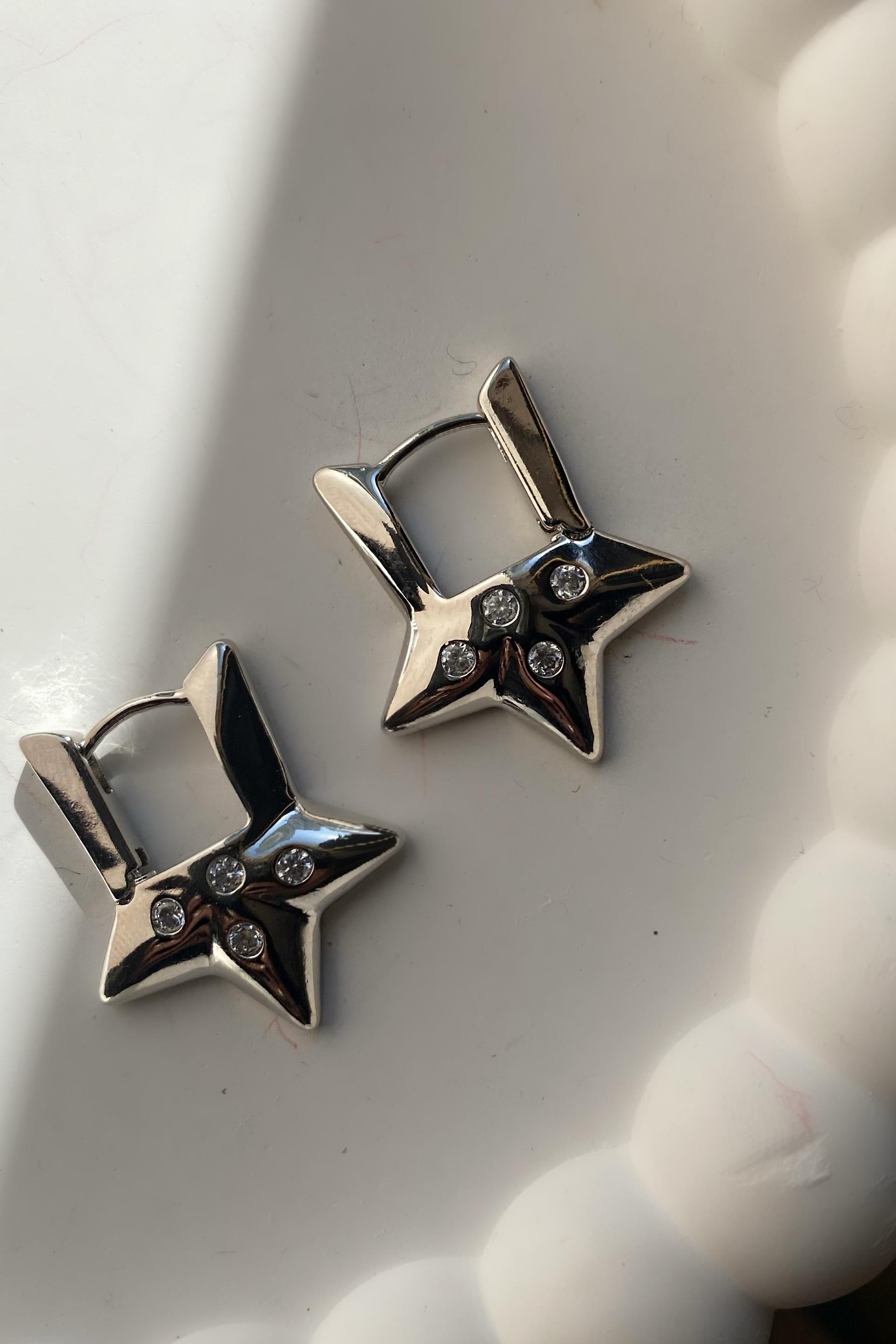 YARIM YILDIZ HALKA KÜPE