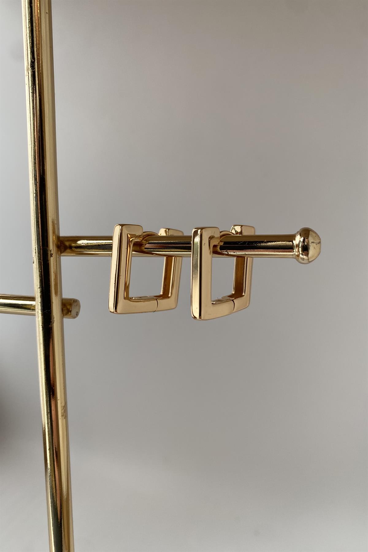 YASSI KARE MODEL HALKA KÜPE 1,8cm