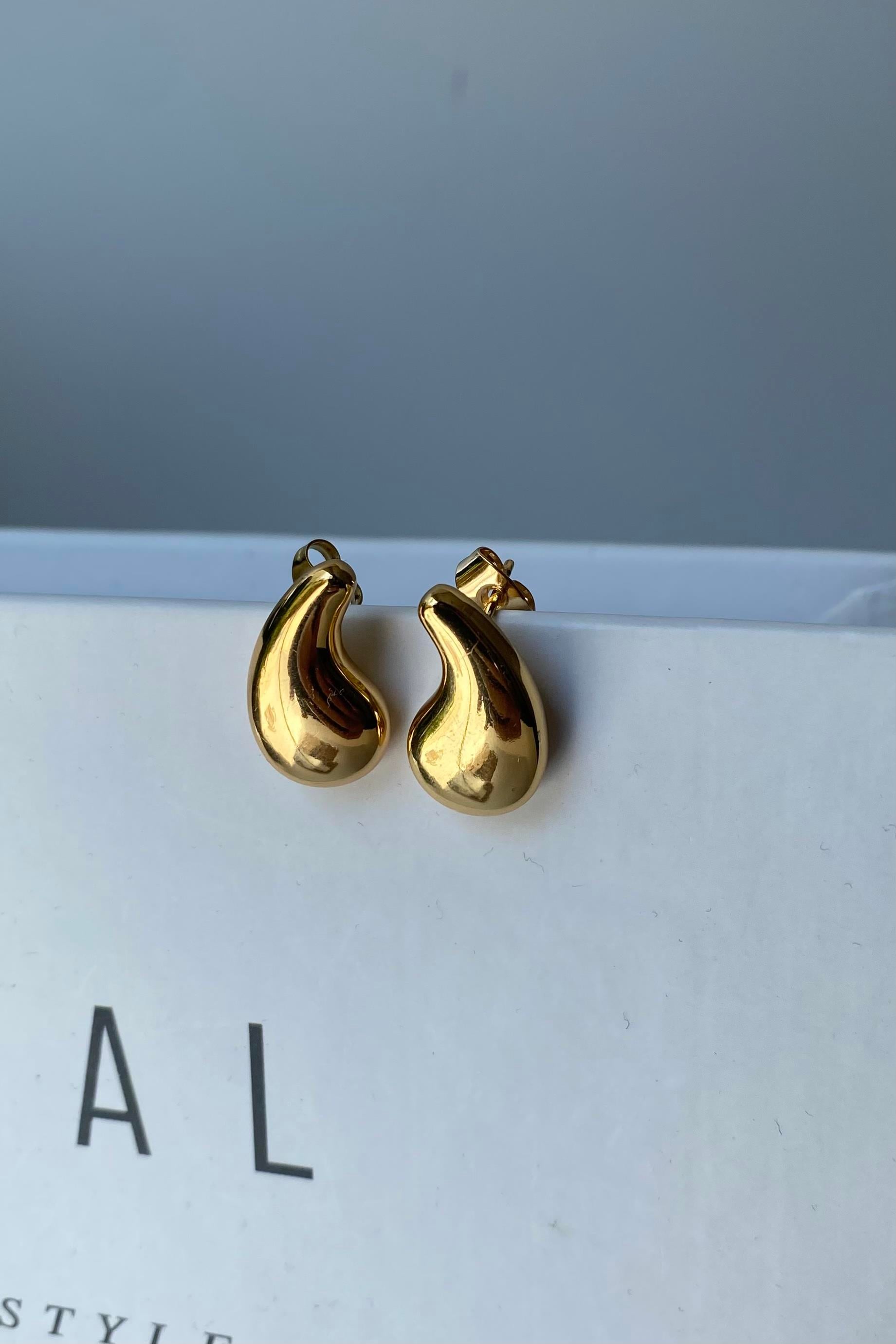 YASSI MİNİMAL MARKA DAMLA KÜPE