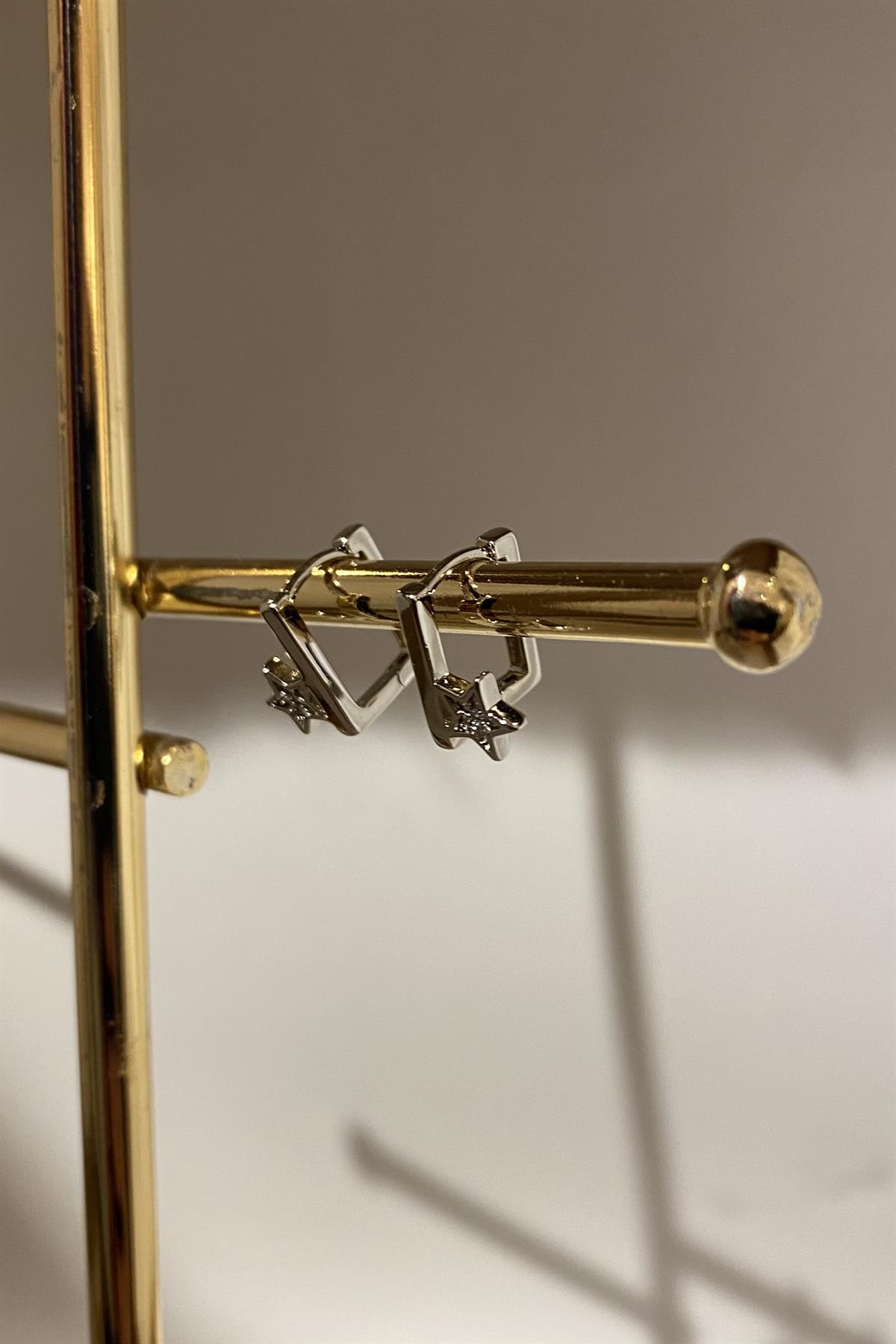 YILDIZ TAŞLI KARE HALKA KÜPE 1,2cm
