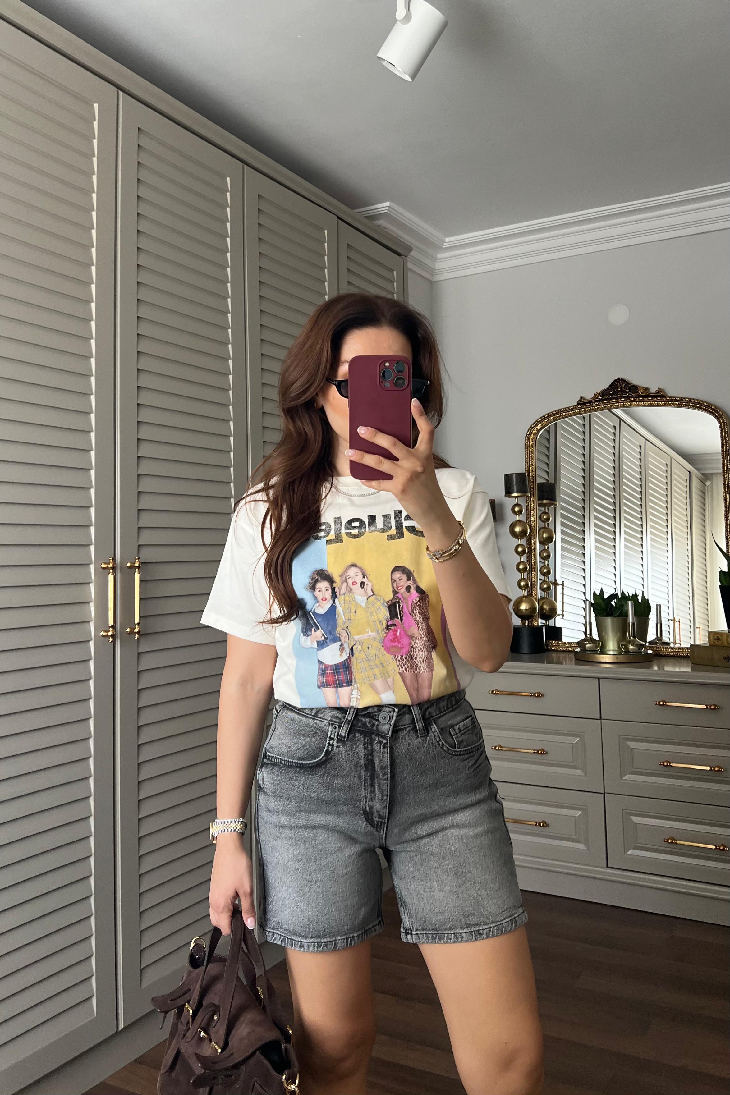 YÜKSEK BEL MOM ŞORT