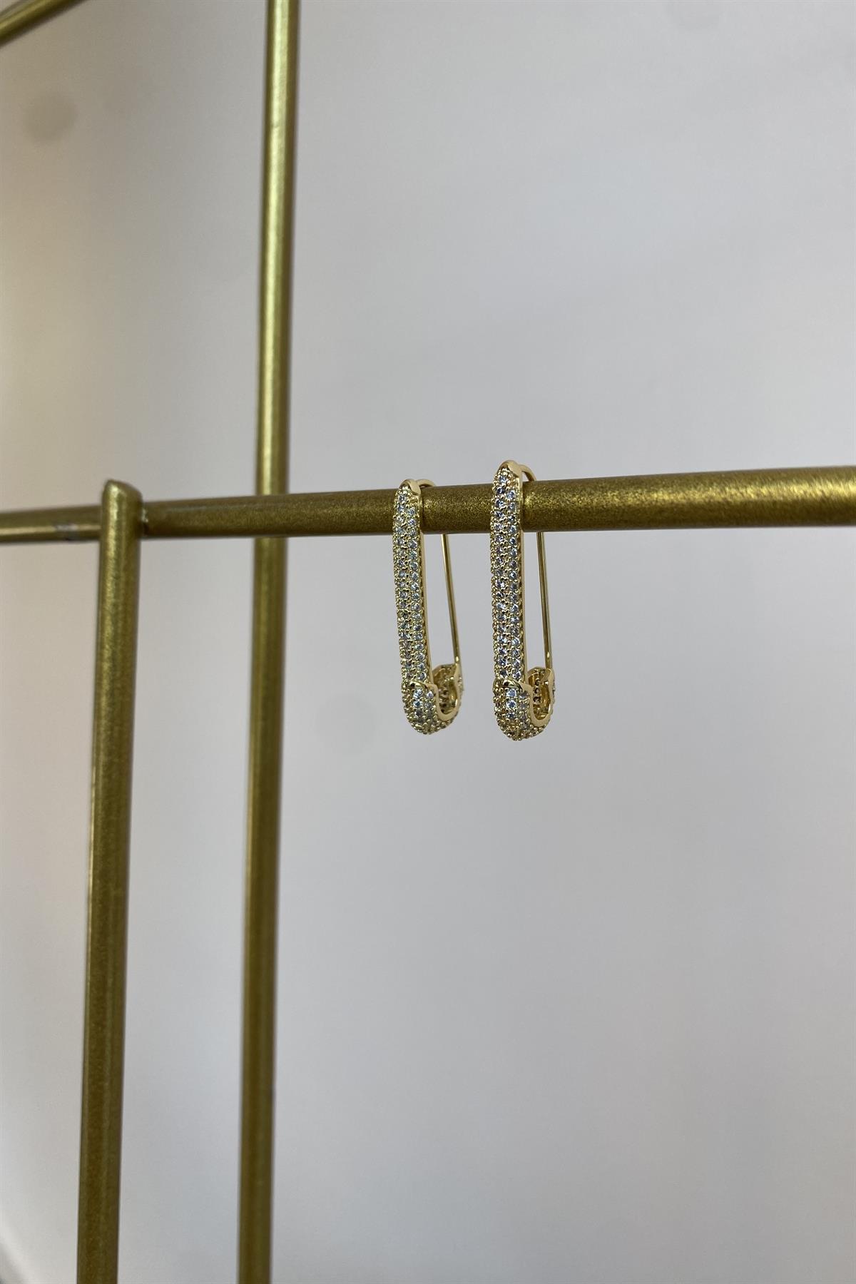 ZİRKON TAŞLI ÇENGEL KÜPE