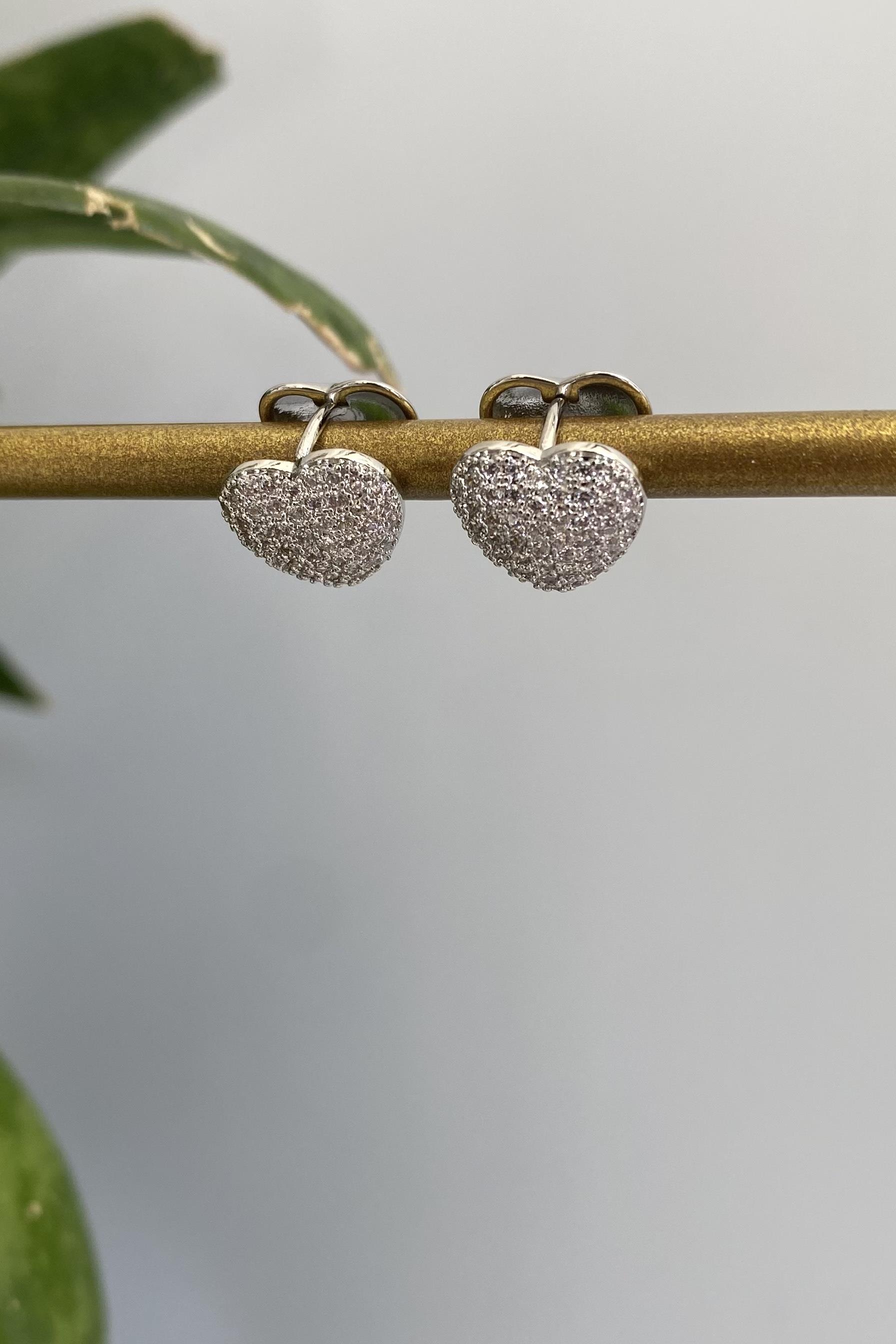 ZİRKON TAŞLI KALP KÜPE