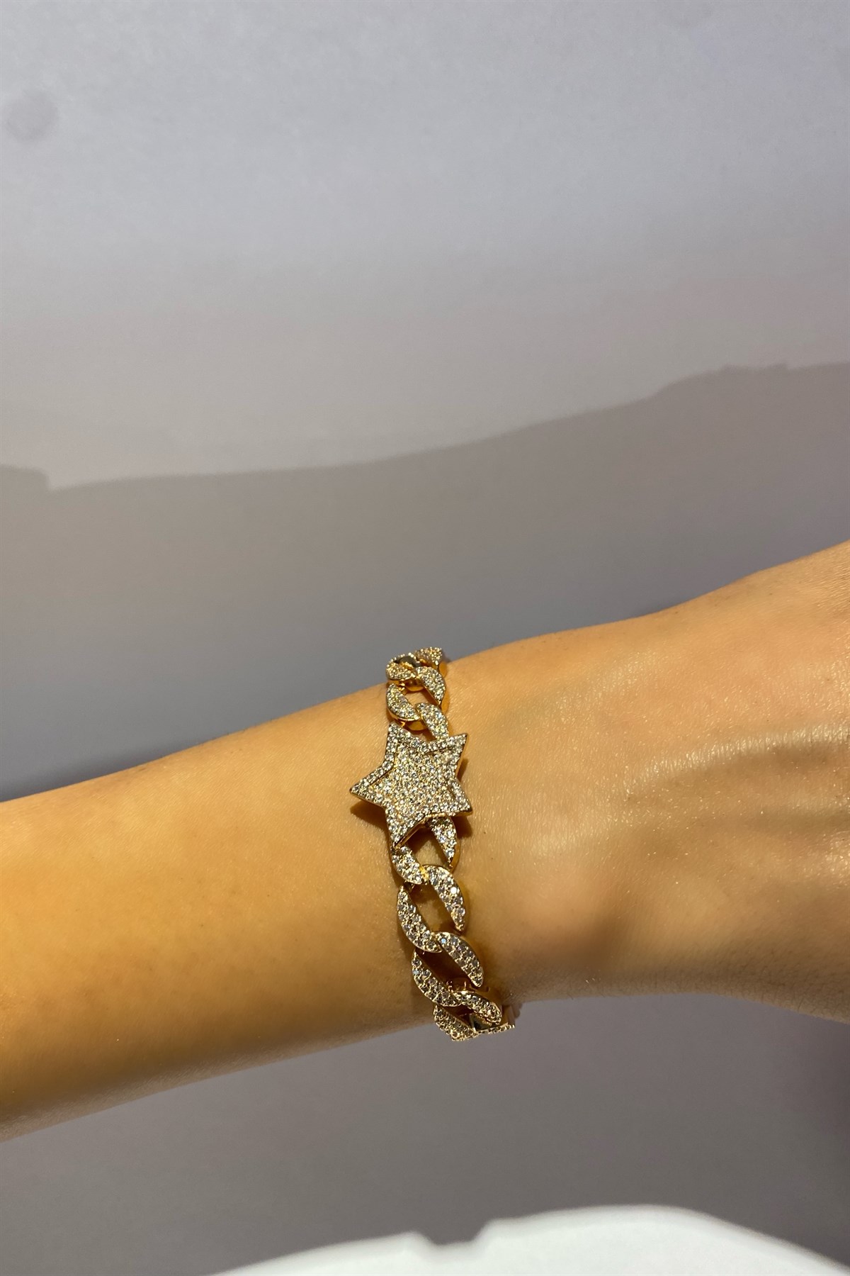 ZİRKON TAŞLI YILDIZLI KALIN VIP BİLEZİK