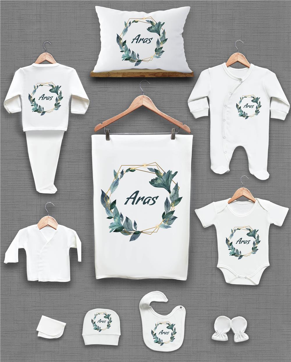 Yeşil Yapraklı Çiçek Desenli 11'li İsimli Organik Hastane Çıkış Seti