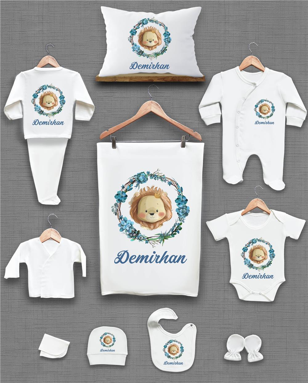 Aslan ve Mavi Çiçek Çelenk Desenli 11'li İsimli Organik Hastane Çıkış Seti