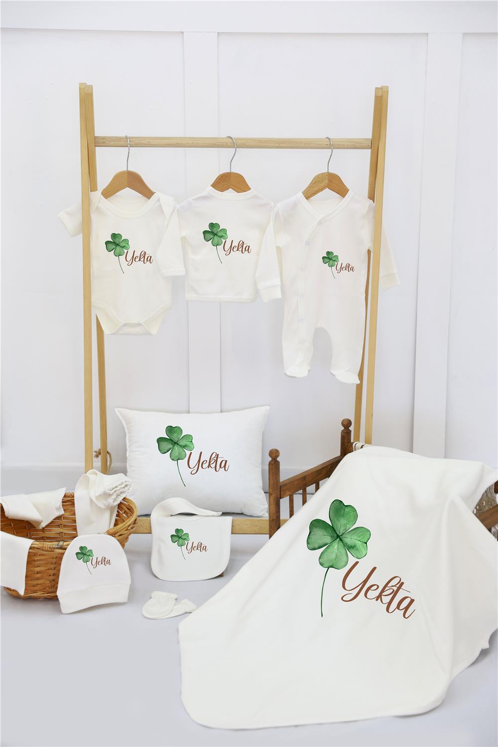 Sevimli Ayı ve Uçak Desenli 11'li İsimli Organik Hastane Çıkış Seti