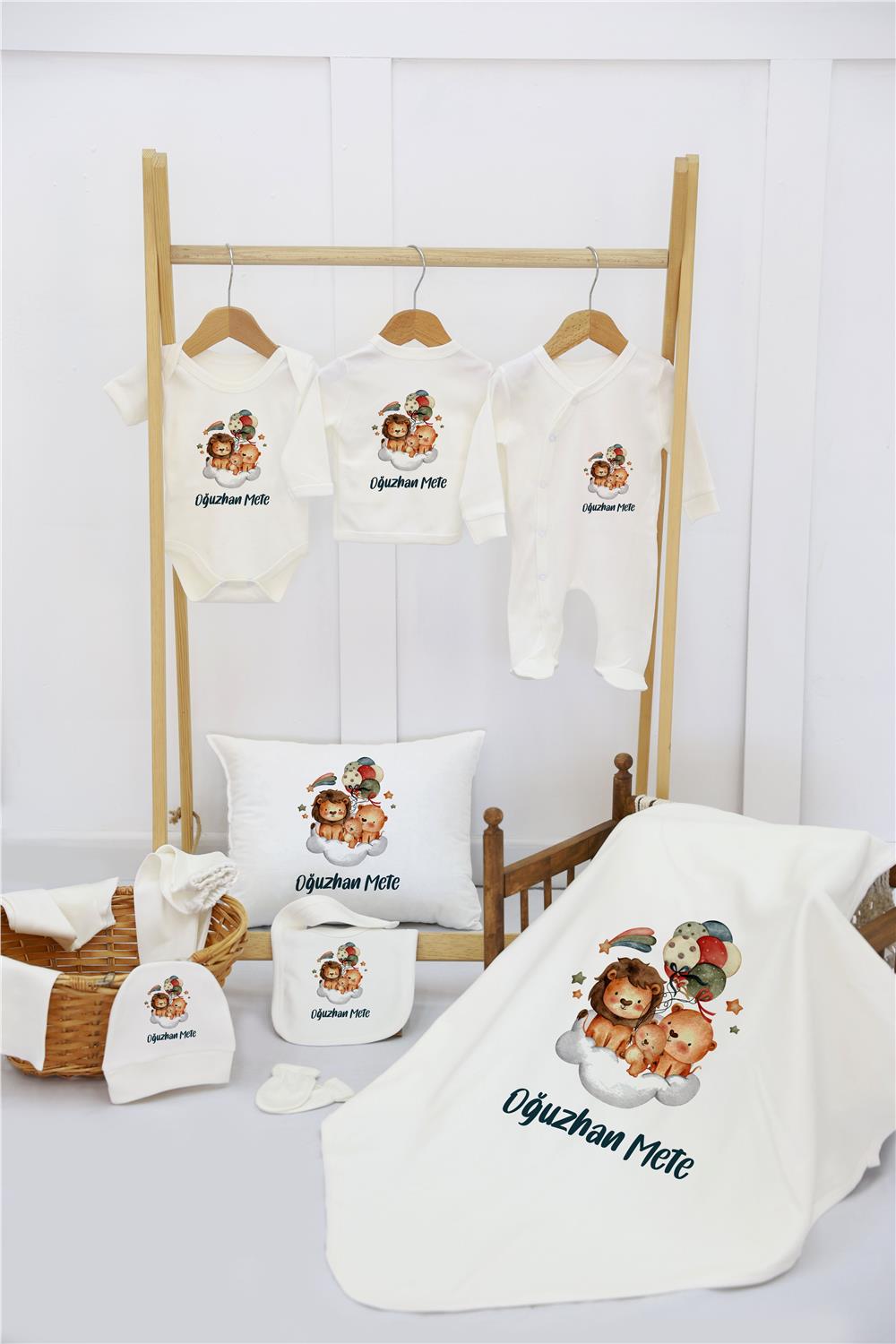 Sevimli Zürafa ve Uçak Desenli 11'li İsimli Organik Hastane Çıkış Seti