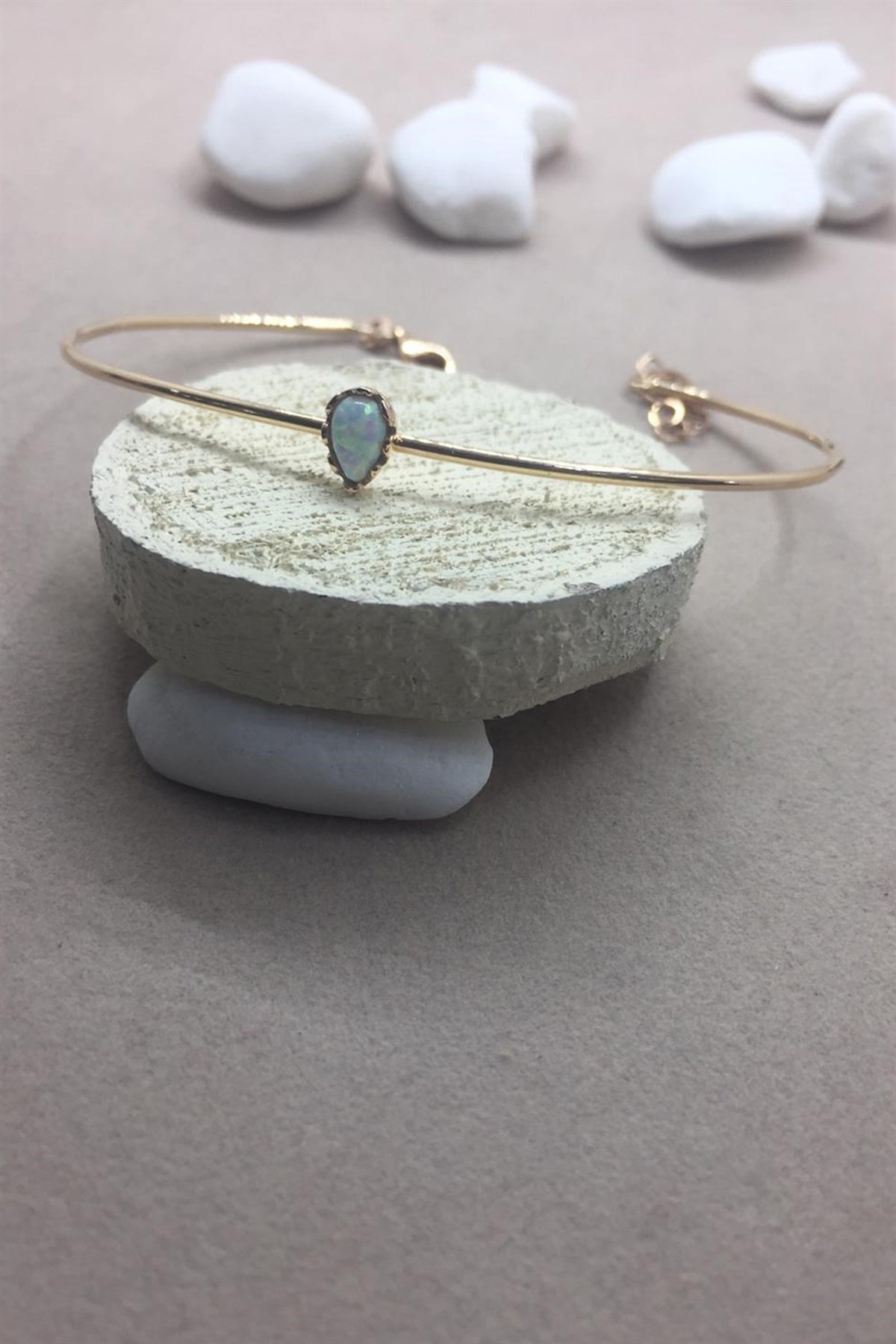 BEYAZ OPAL TAŞLI BİLEZİK - AK0697