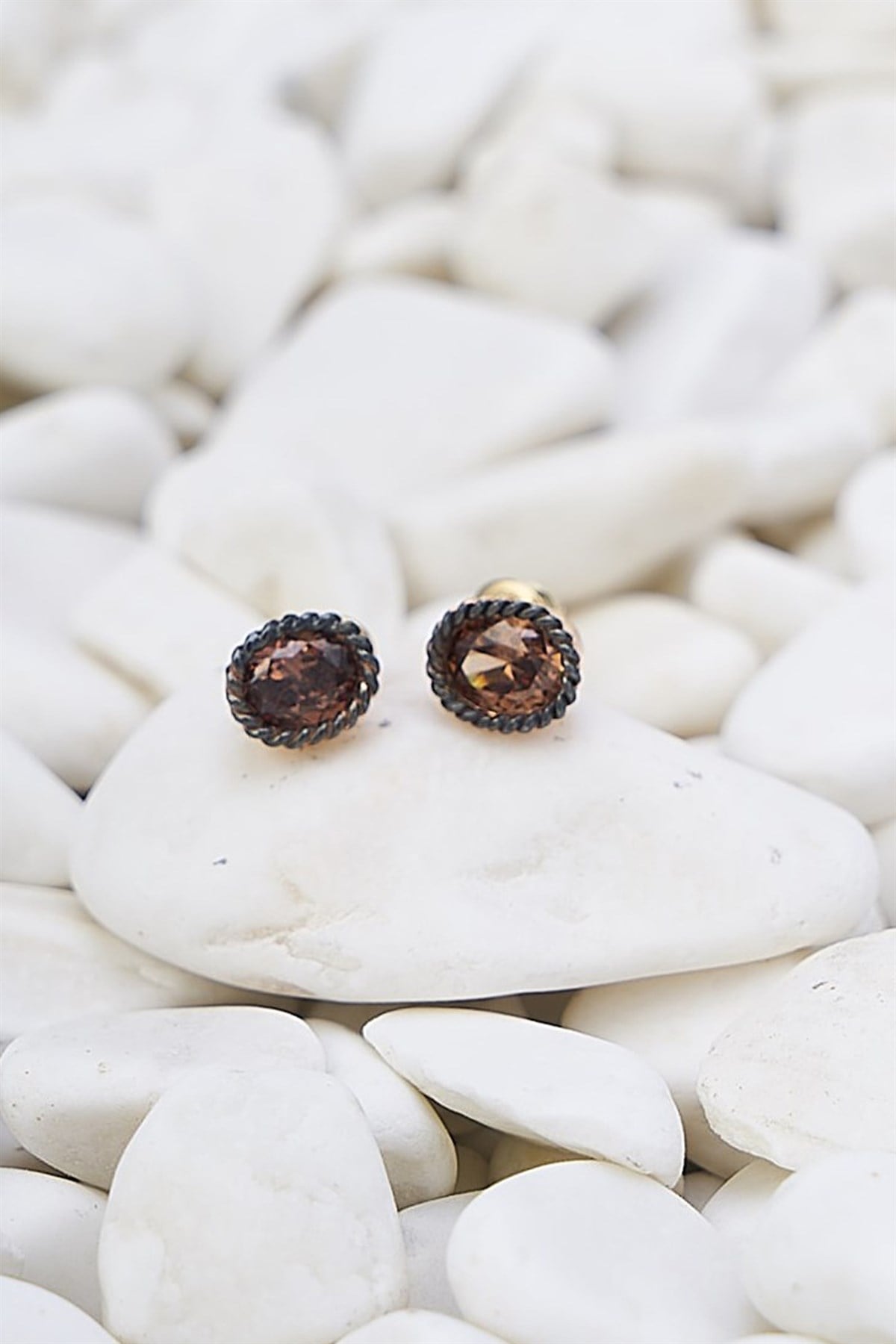 ATİNA TEKTAŞ SMOKY TOPAZ KÜPE - AK566
