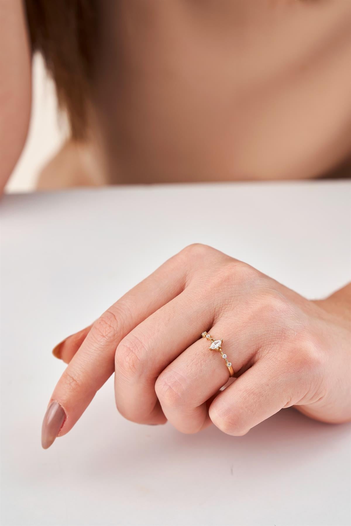 ELGİN YÜZÜK-AK1489