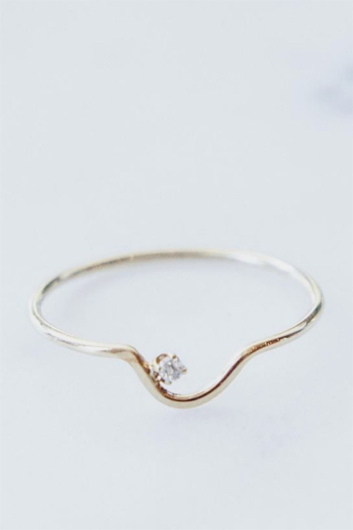 ESLİ MİNİMAL TEK TAS YÜZÜK - AK527