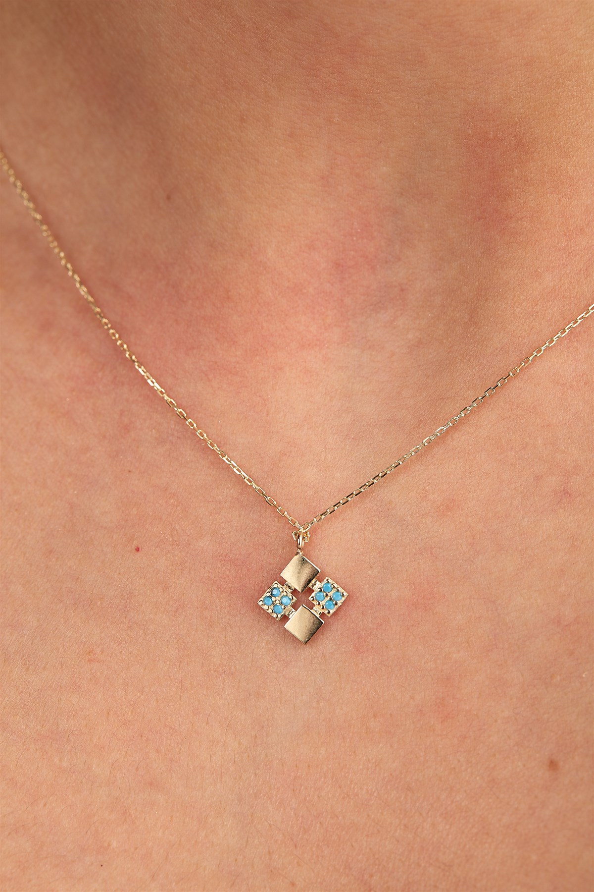 KARE MİNİMAL  KOLYE - AK856