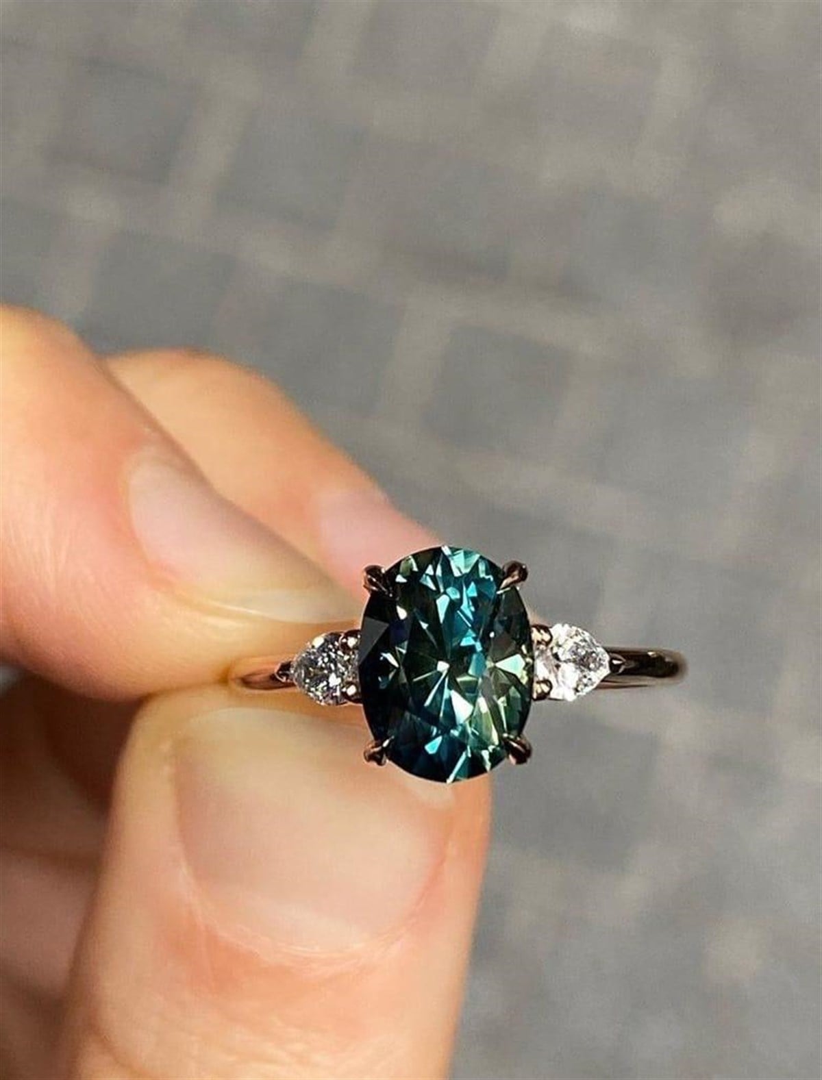 OVAL GREEN TOPAZ EVLİLİK TEKLİF YÜZÜĞÜ - AK1097
