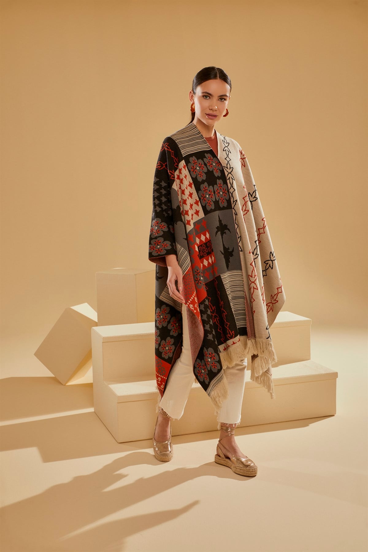 Kadın Patchwork Desen Şal PançoPANÇO