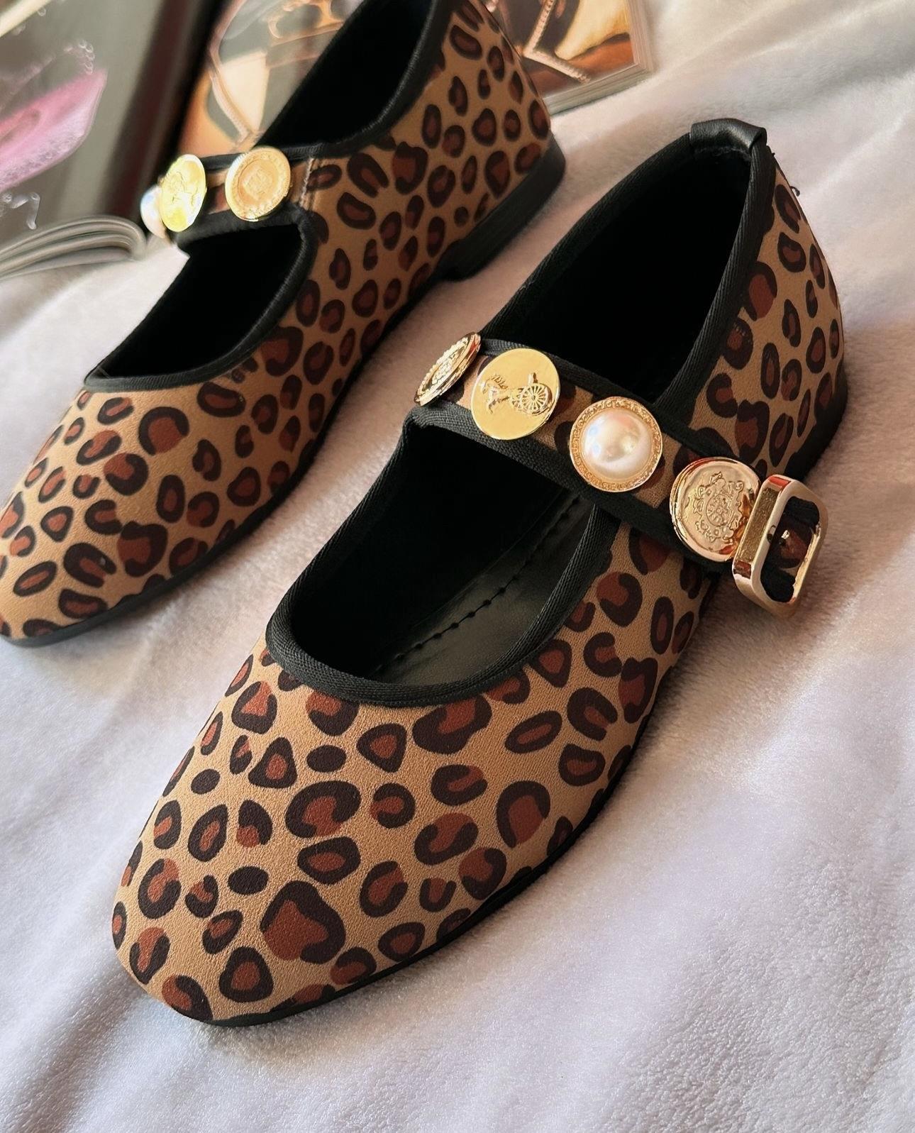 ZUUMBabet & EspadrilAngel Aksesuarlı Kadın Babet - Leopar