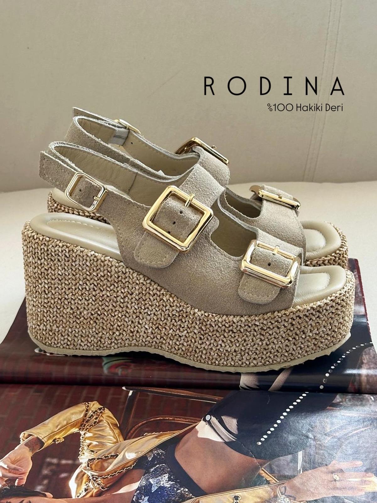 ZUUMSandaletRodina % 100 Hakiki Deri & Süet Dolgu Topuk Kadın Sandalet - Bej Süet