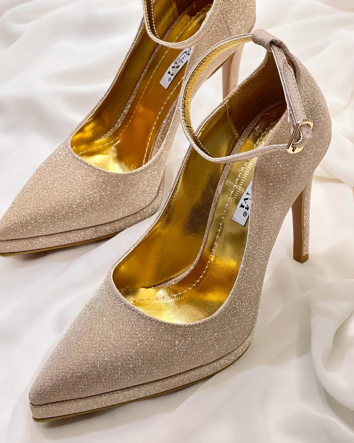 ZUUMKalın & İnce TopukluSenla Platformlu 11 Cm Topuklu Kadın Ayakkabı - Altın